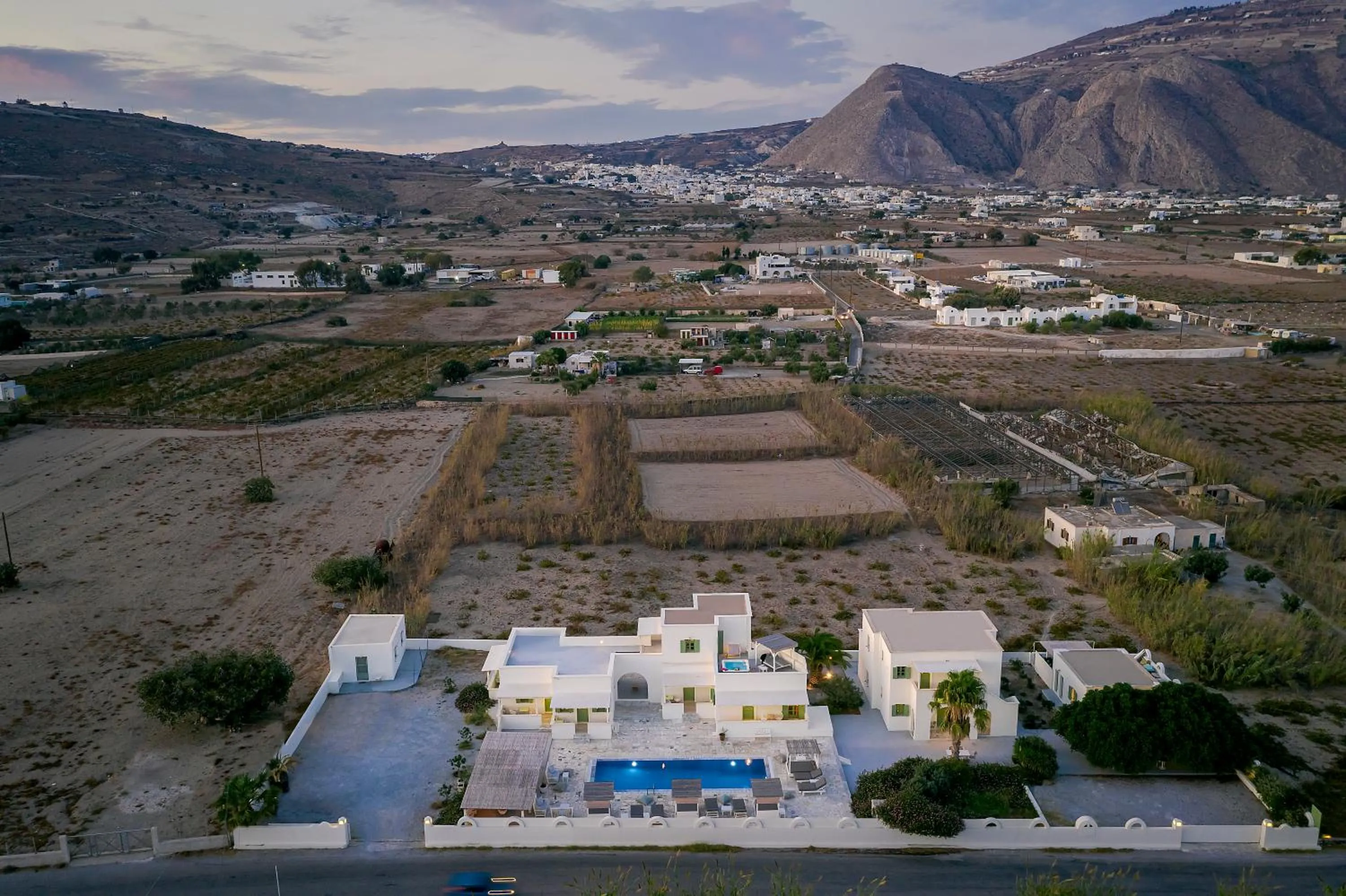 Natural landscape in Ambeli Apartments