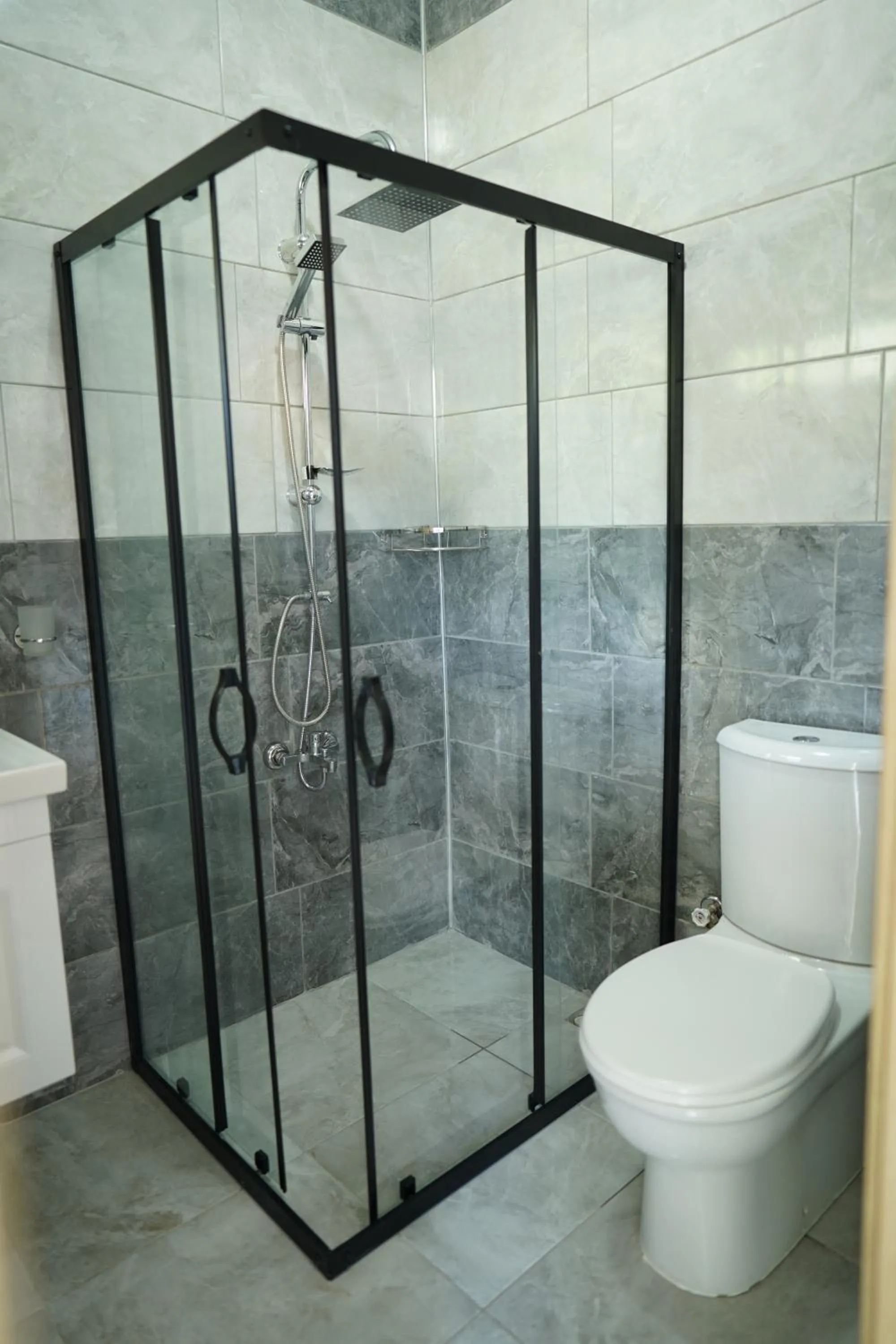 Shower in Inebolu Gardenya Hotel