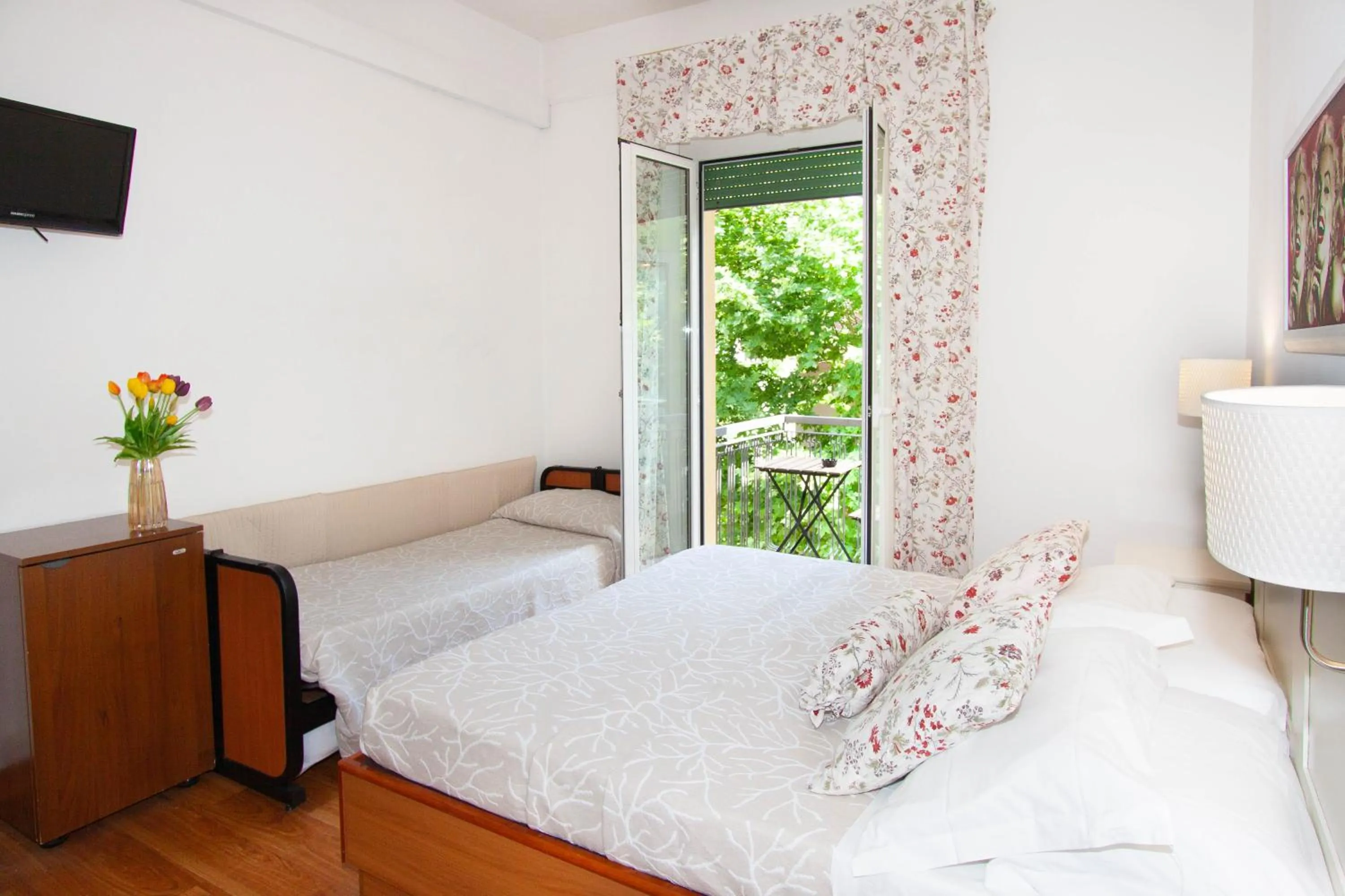 Bed in Hotel La Gioiosa