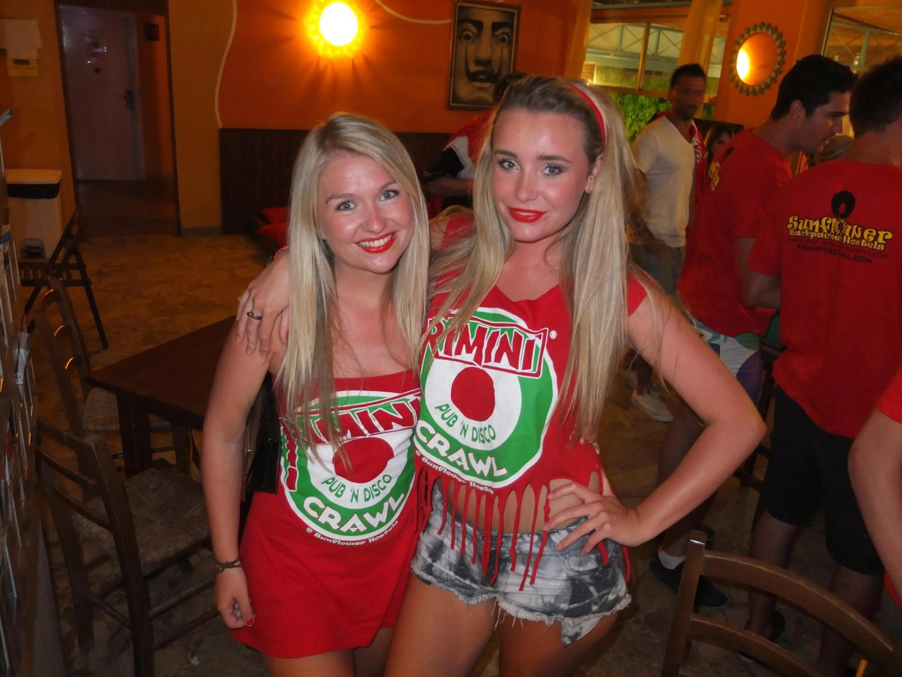 Guests in Sunflower Beach Backpacker Hostel & Bar