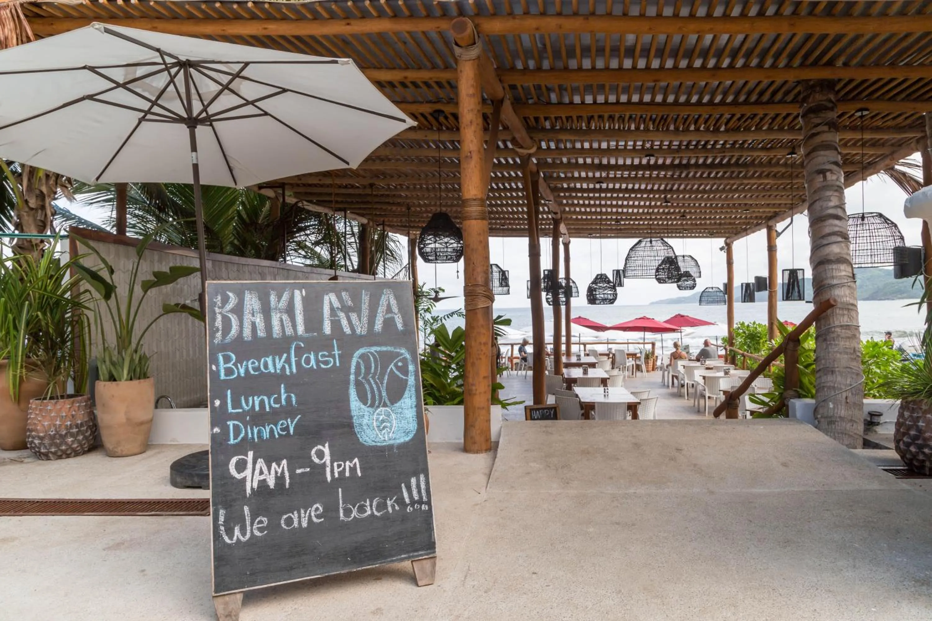 Restaurant/places to eat in Ysuri Sayulita - Beachfront Hotel