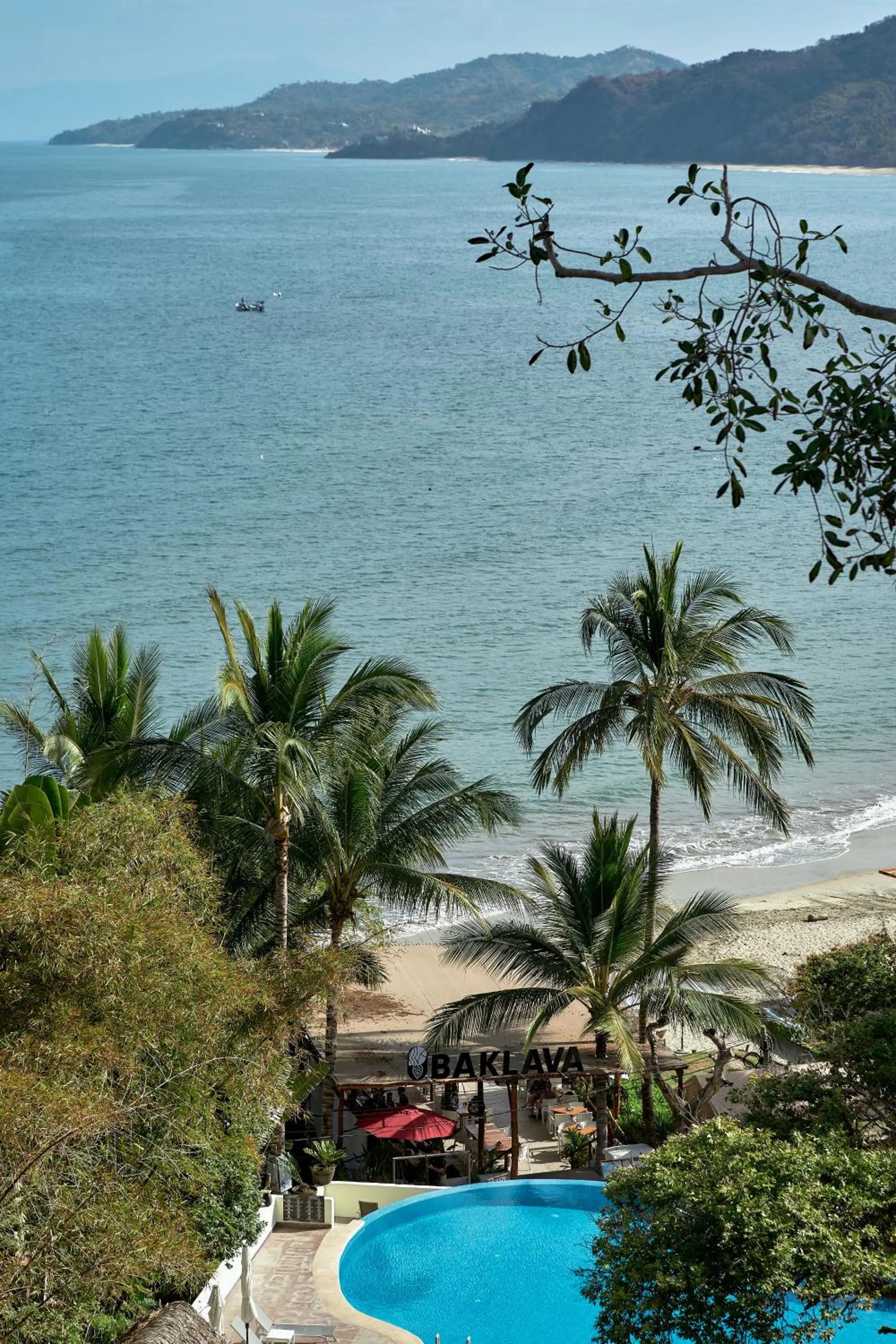 Sea view in Ysuri Sayulita - Beachfront Hotel