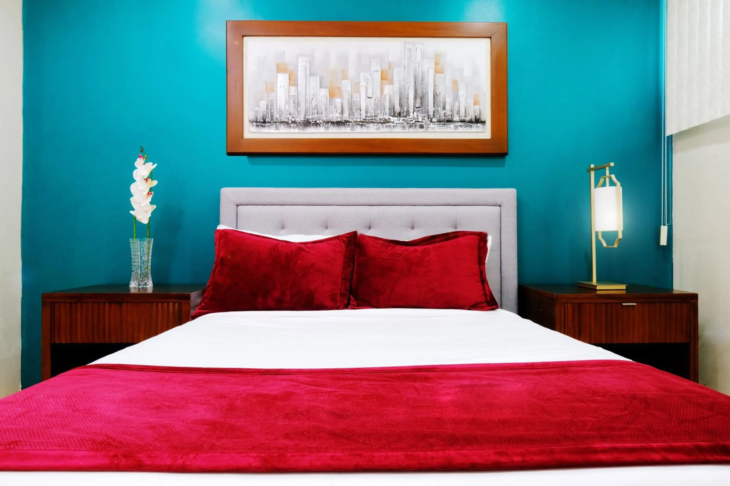 Bed in Victoria City Hotel