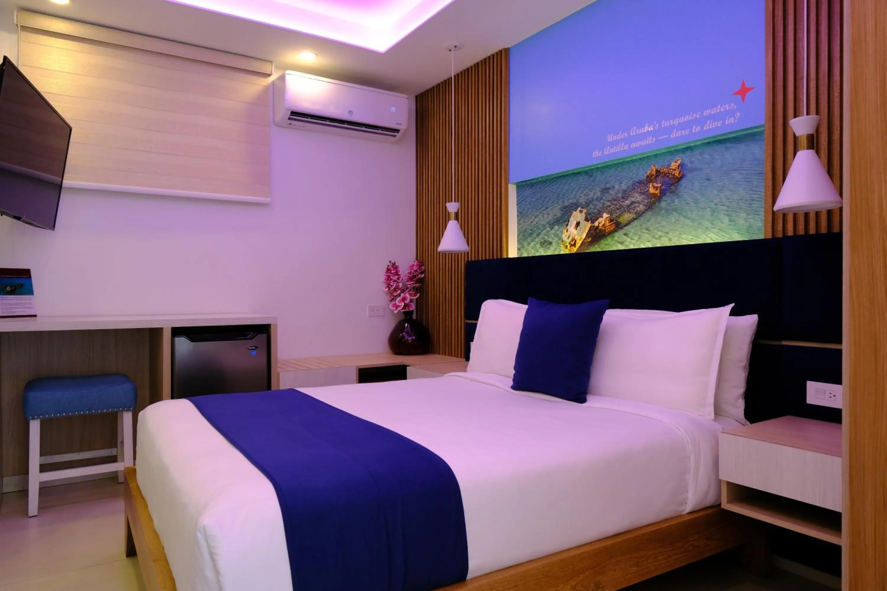 Bed in Victoria City Hotel