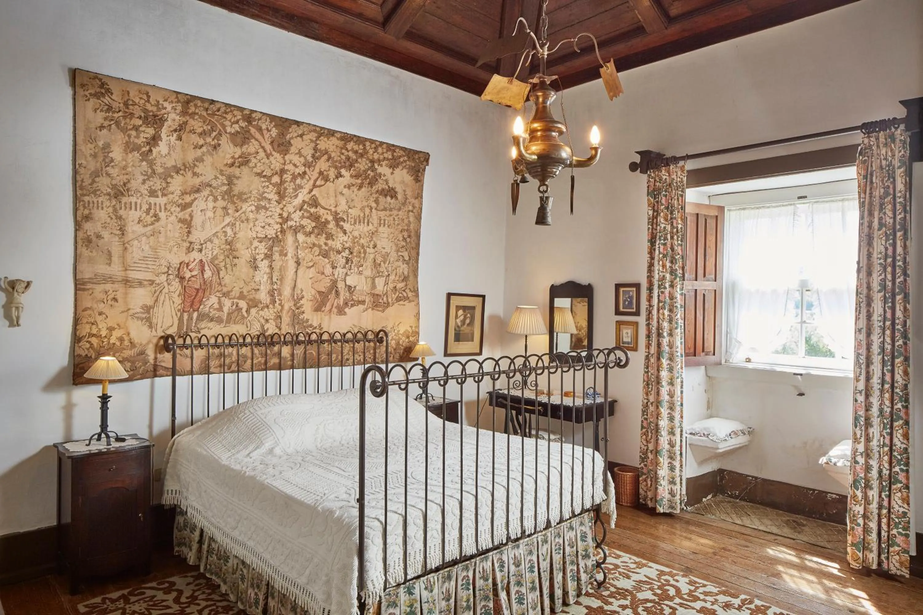 Bedroom, Bed in Casa de Canedo