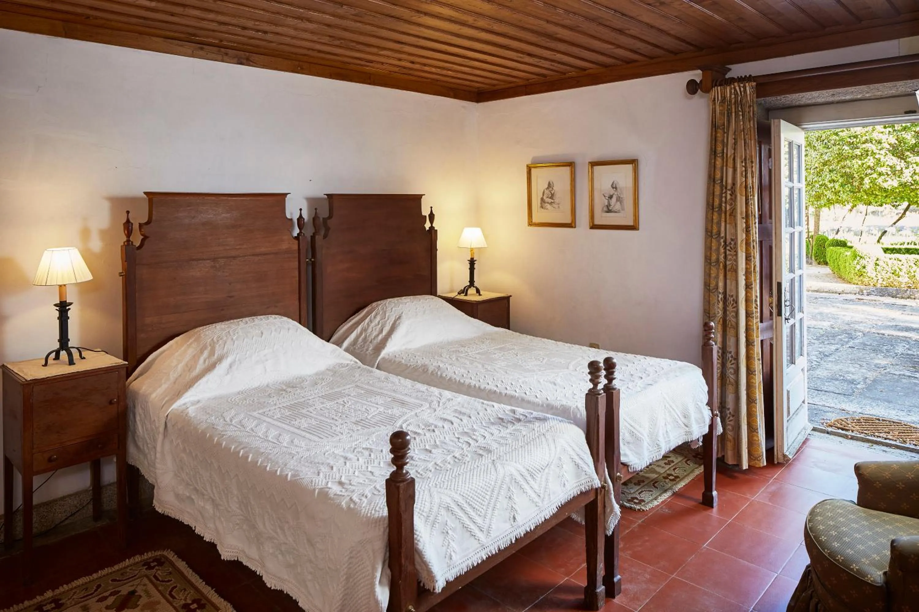 Bedroom, Bed in Casa de Canedo