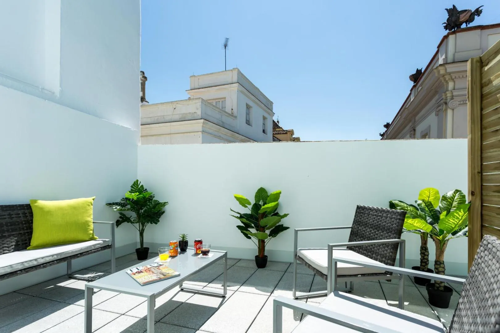 La Puerta de Palacio - Adults Only