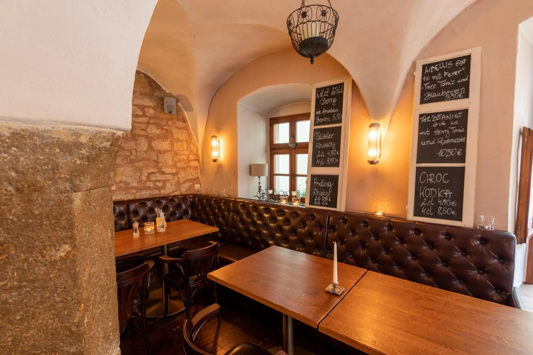 Restaurant/places to eat in Hotel am weißen Turm