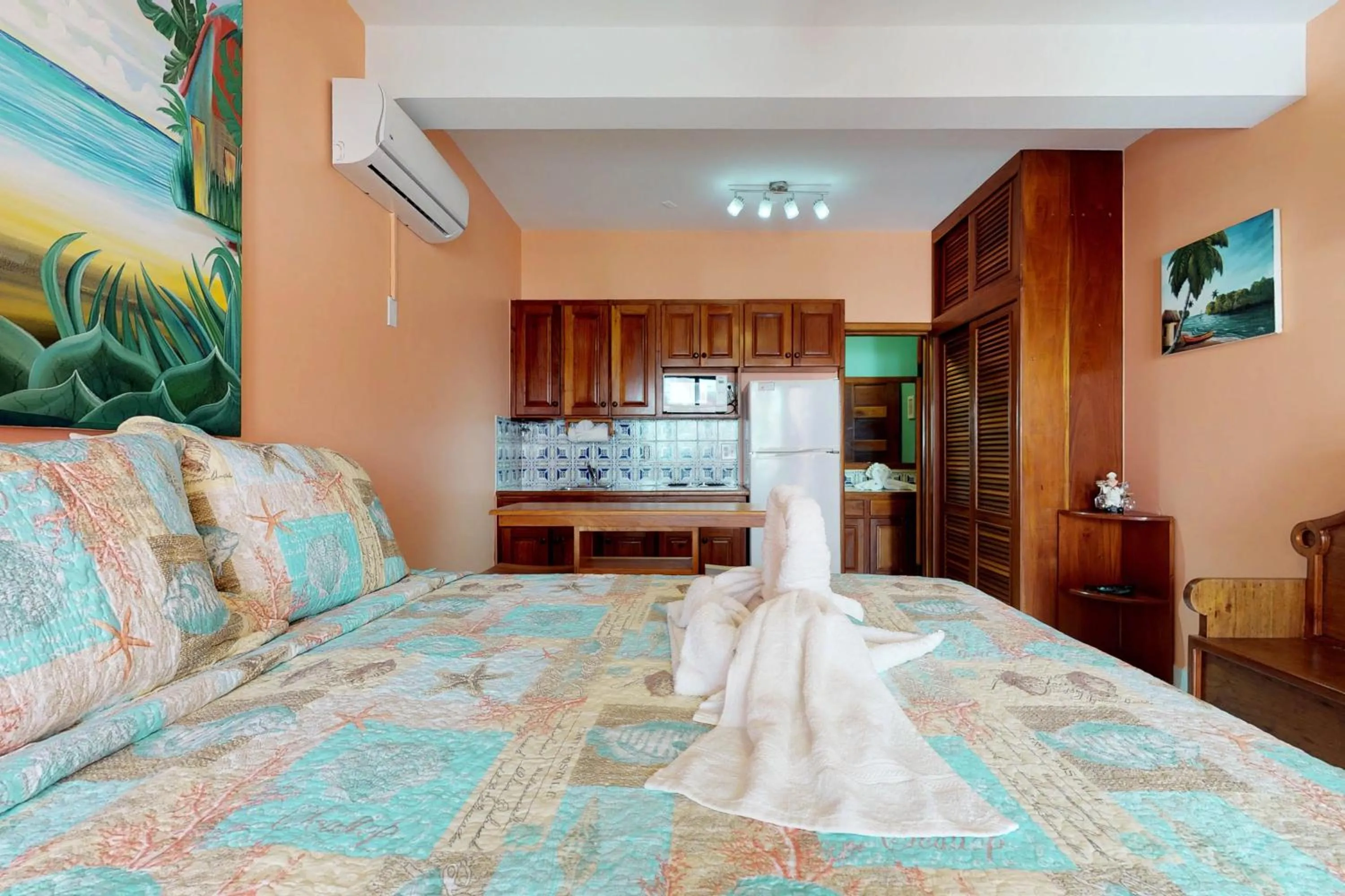 Bed in Caribbean Lily @ Caribe Island