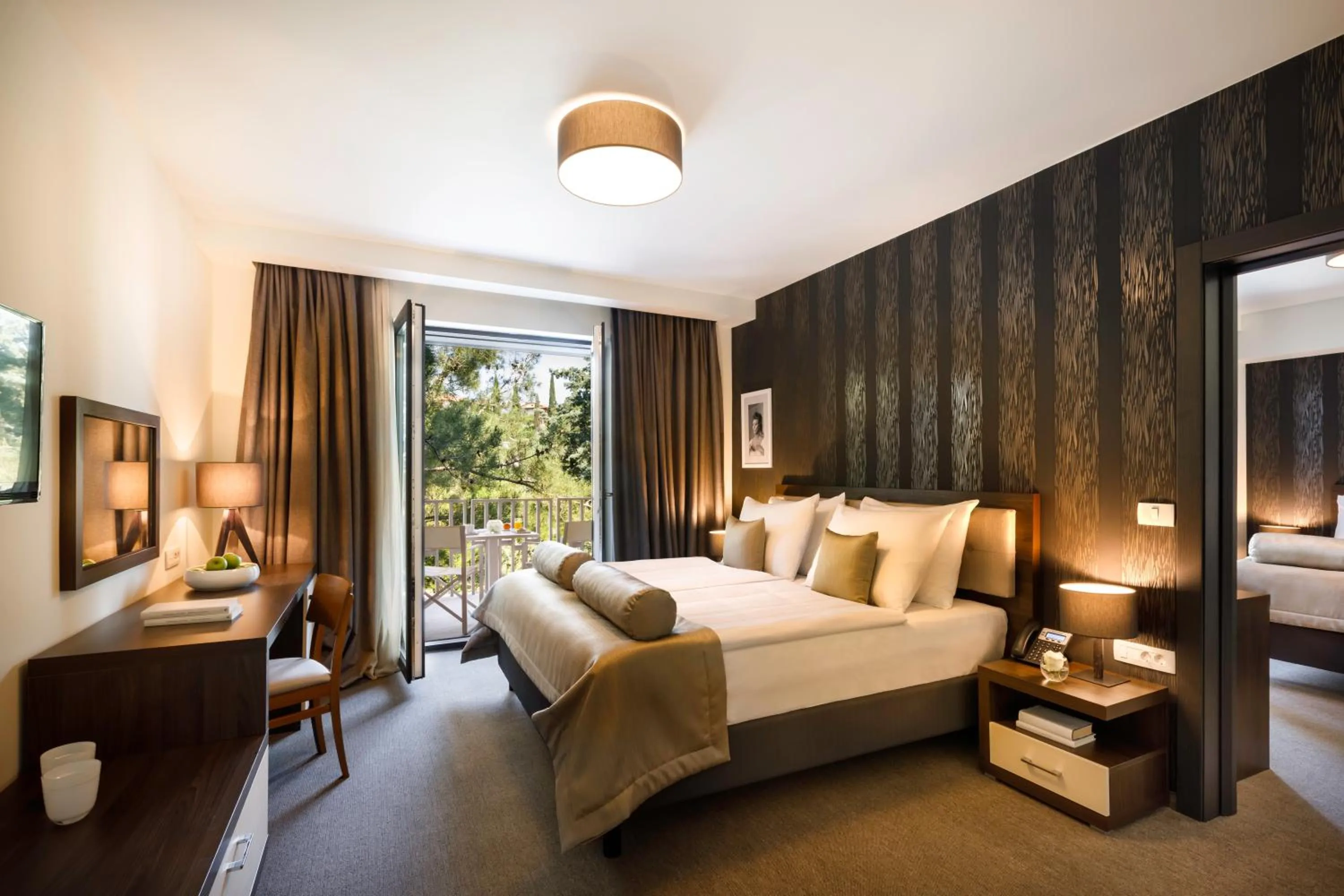 View (from property/room), Bed in Remisens BEL MORETTO - Hotel Metropol Annexe