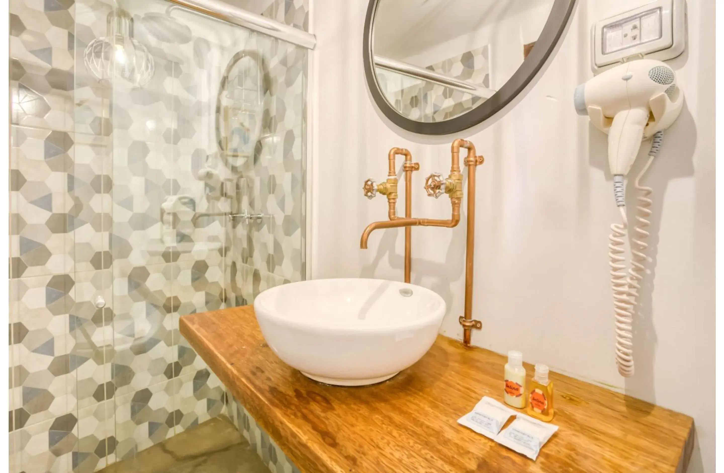 Deluxe Room in Selina Saphi Cusco Deluxe Room in Selina Saphi Cusco