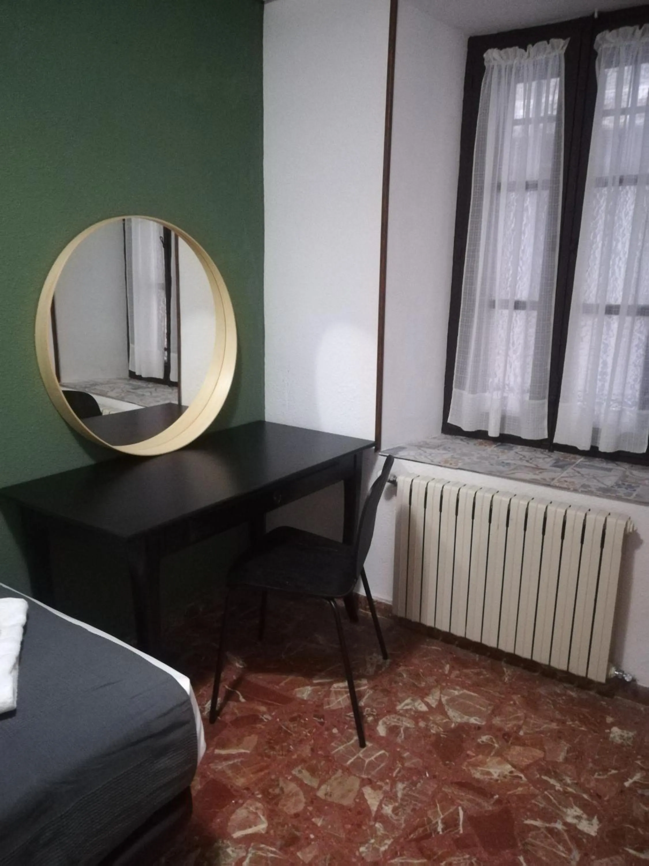 Seating area in Tres Puentes Anguiano Apartamentos y Hostal