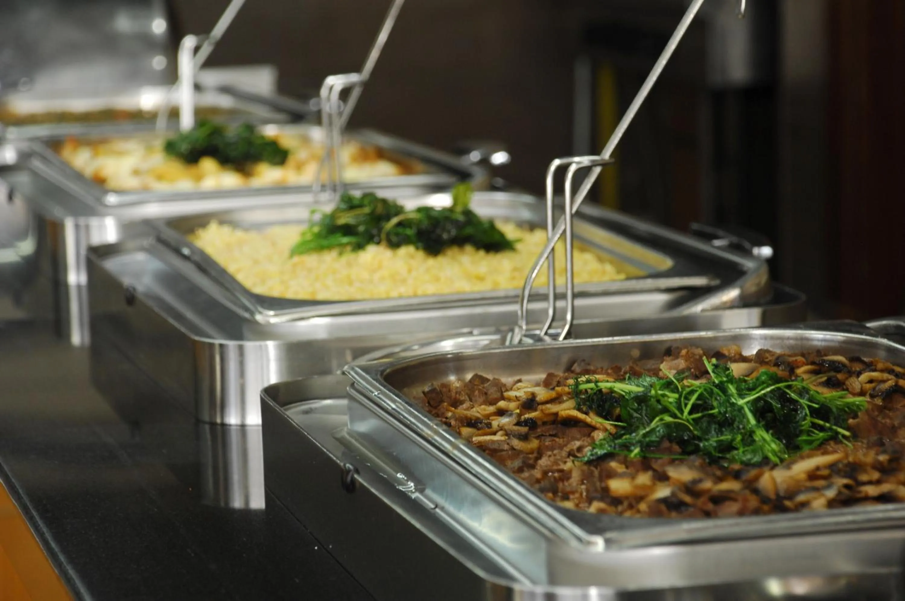 Restaurant/places to eat in White Gold Hotel & Spa