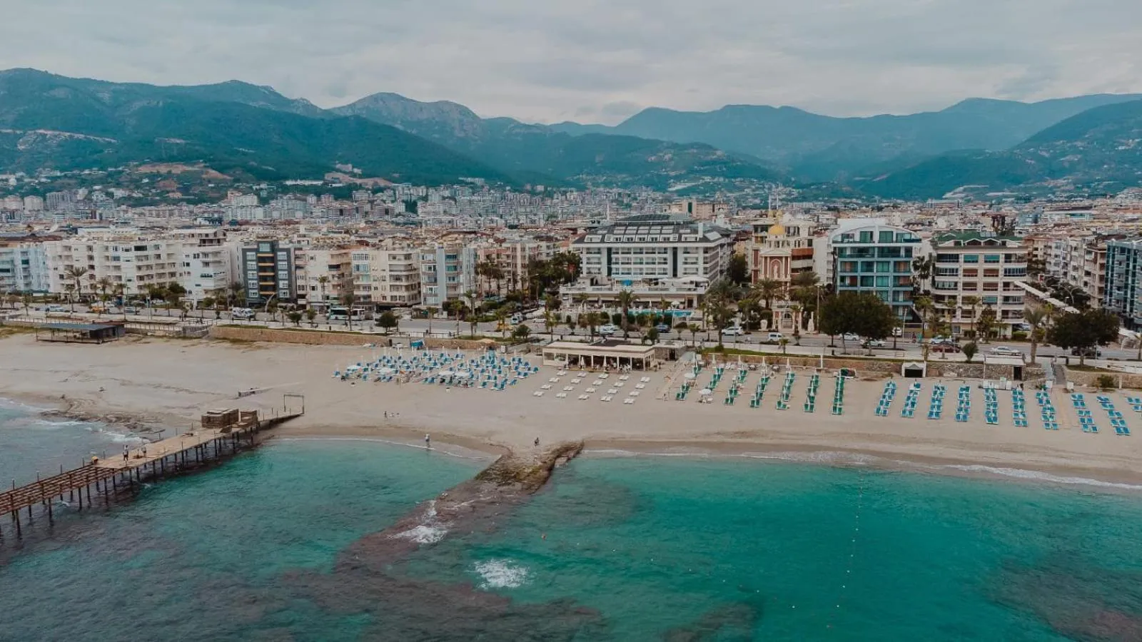 Property building in White Gold Hotel & Spa