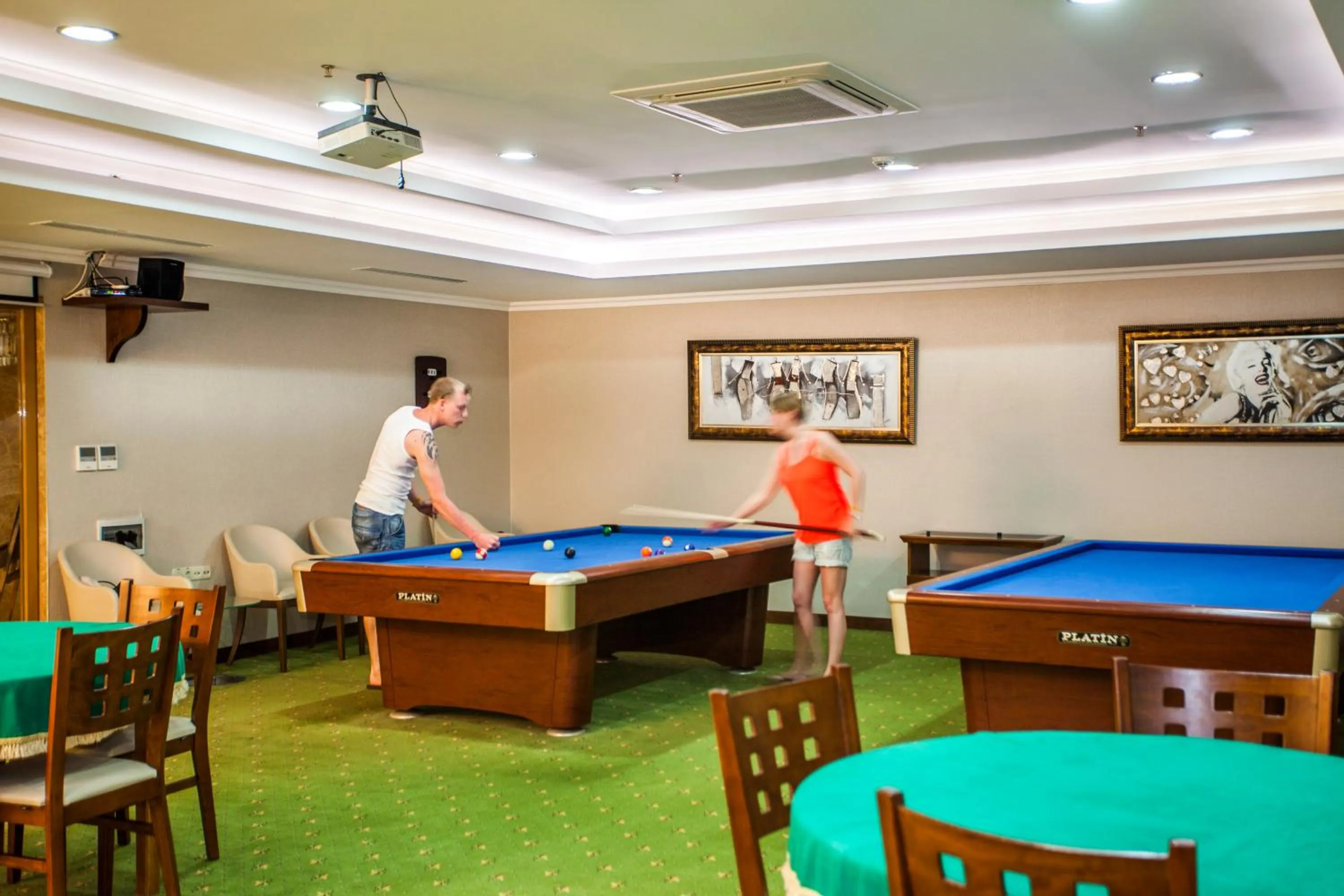 Billiard in White Gold Hotel & Spa