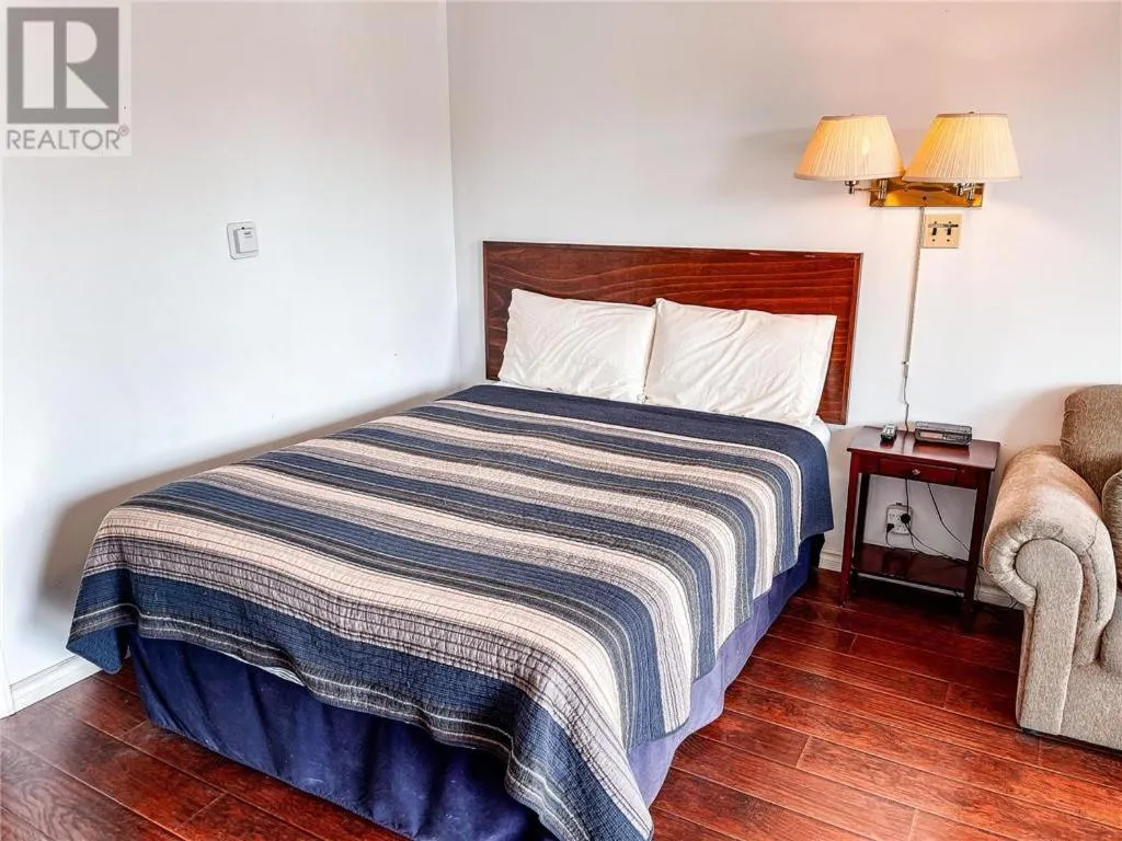 Bed in Sackville Inn