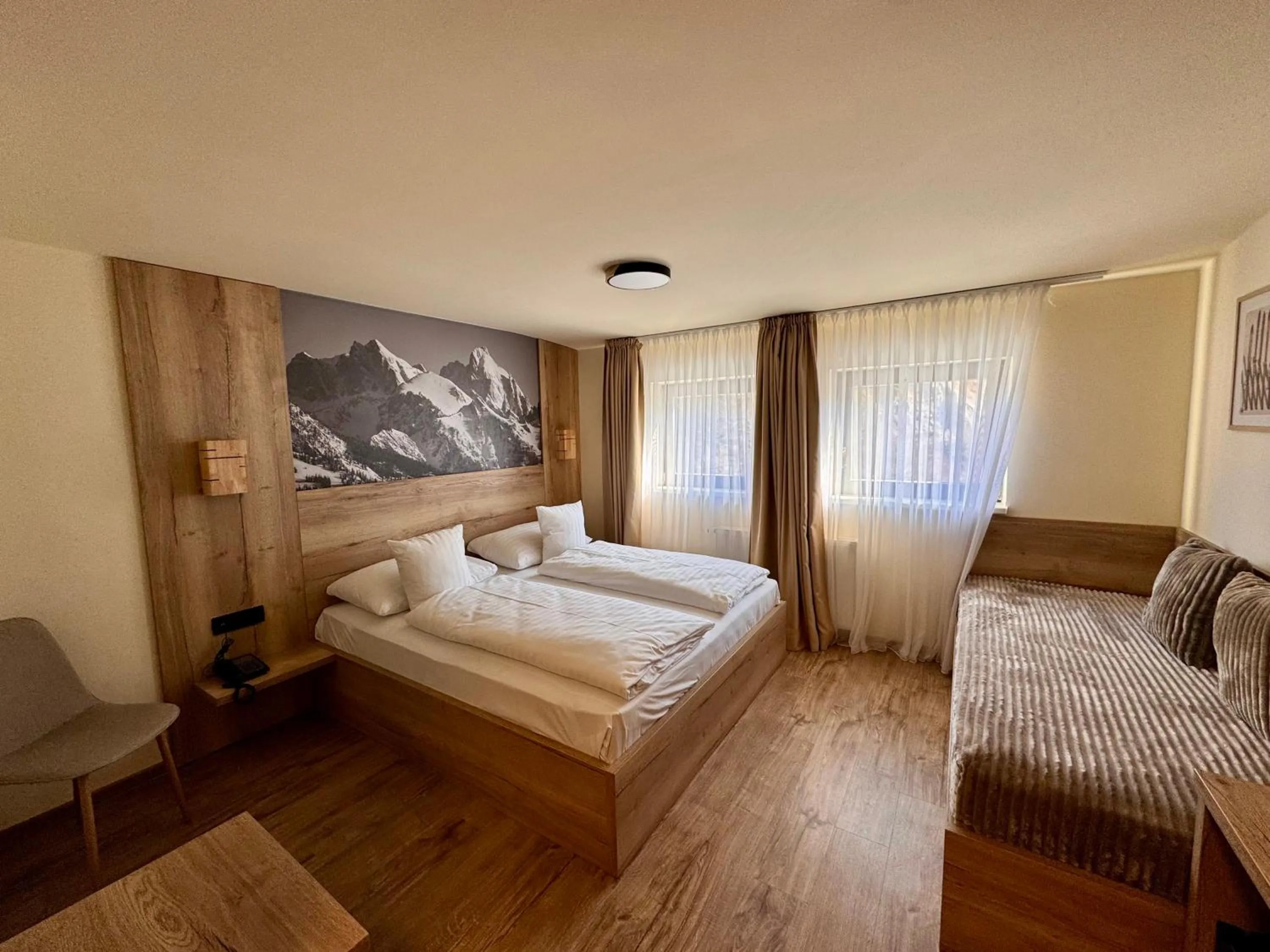 Bedroom, Bed in Hotel Kranjska Gora