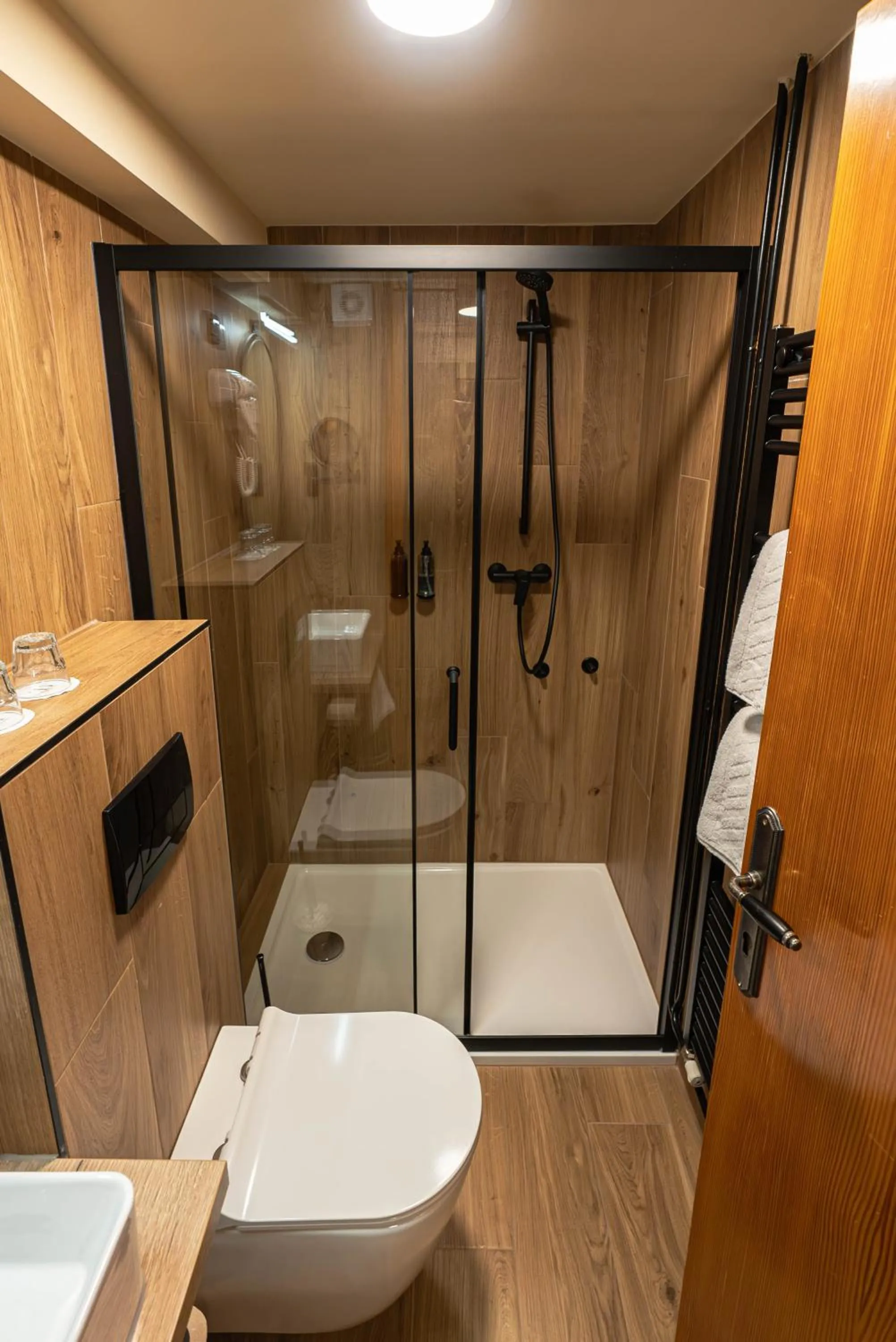 Shower in Hotel Kranjska Gora