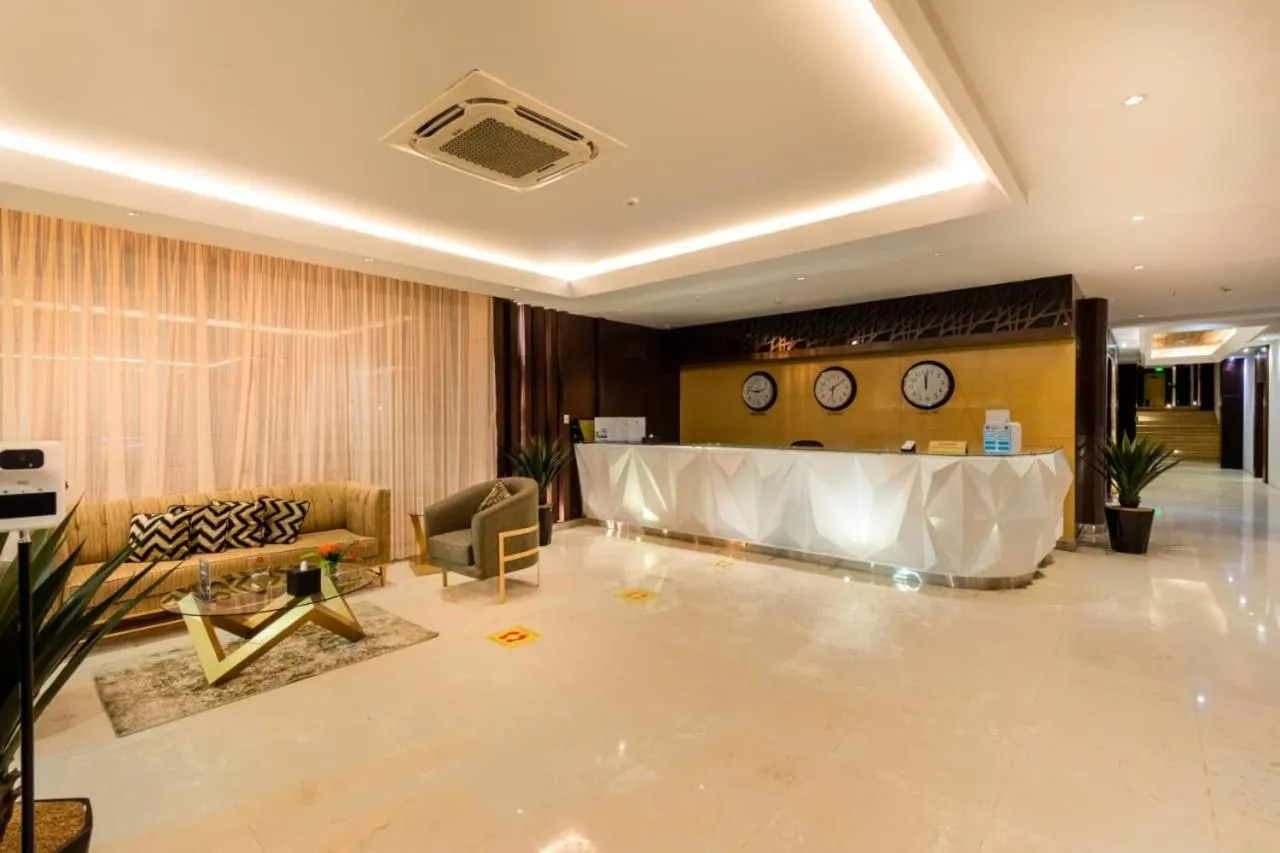 Lobby or reception in Al Muhaidb Residence Khorais
