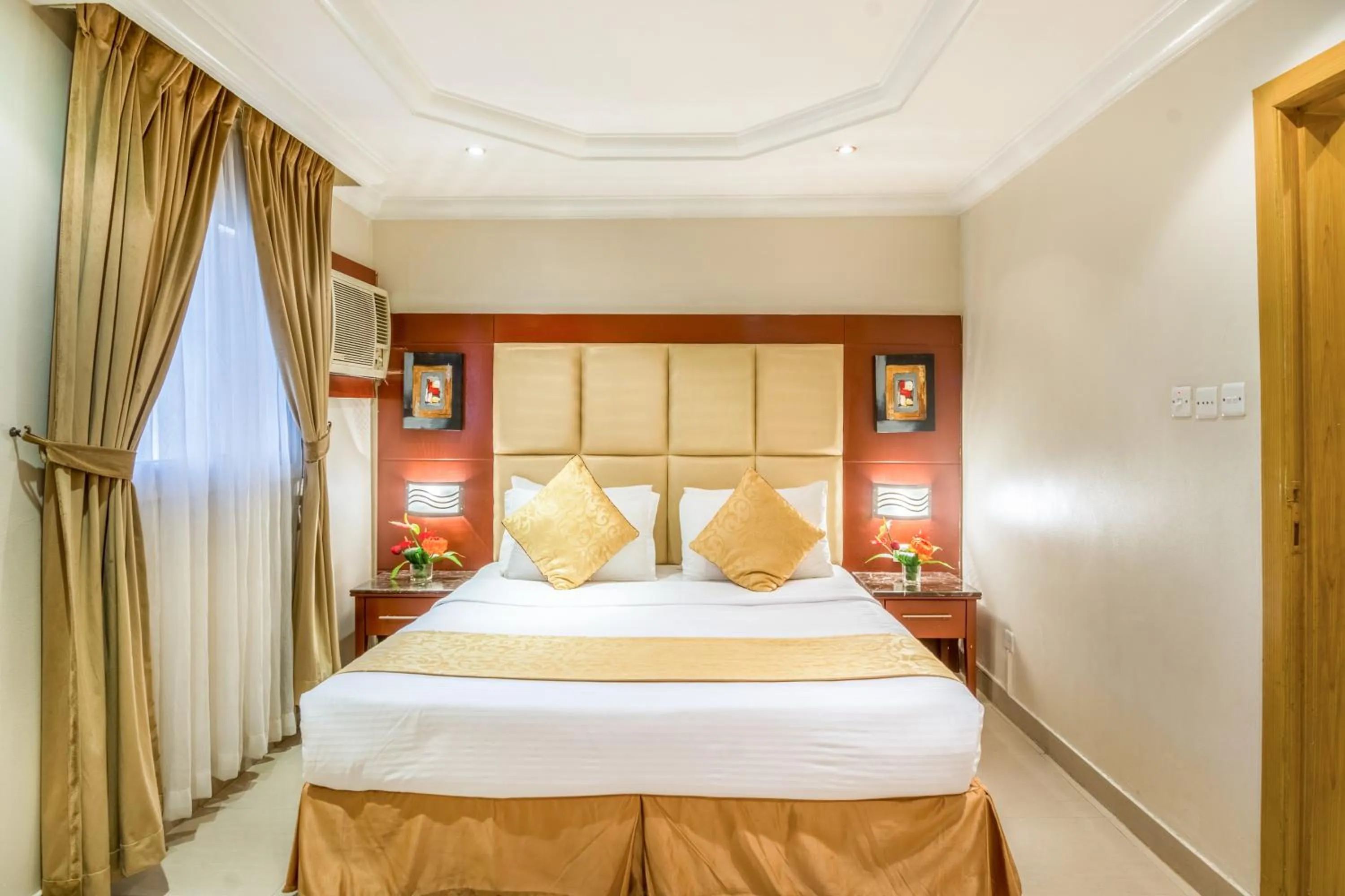 Photo of the whole room, Bed in Al Muhaidb Residence Khorais