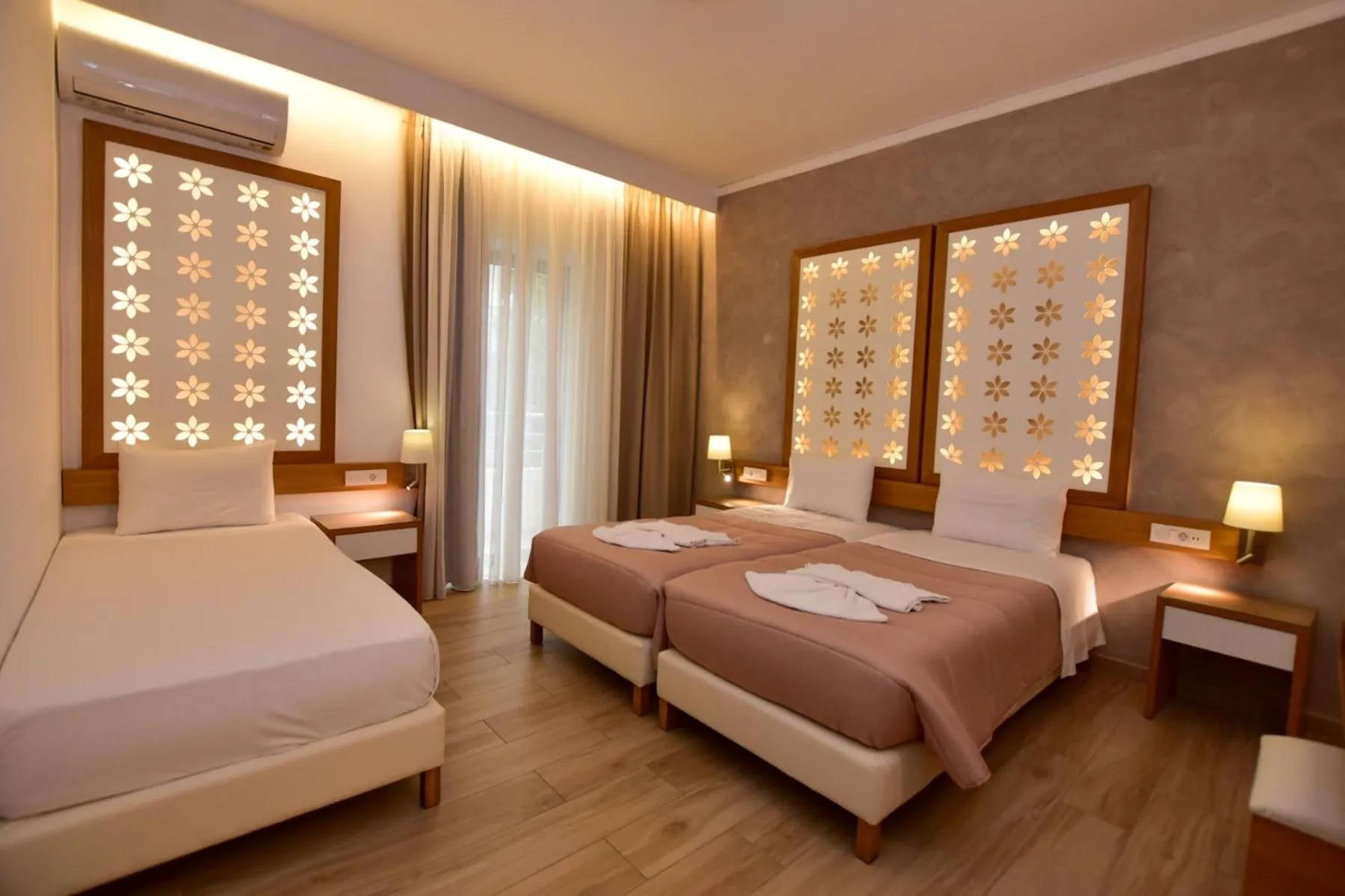 Bedroom, Bed in Hotel Aghas Paleochora