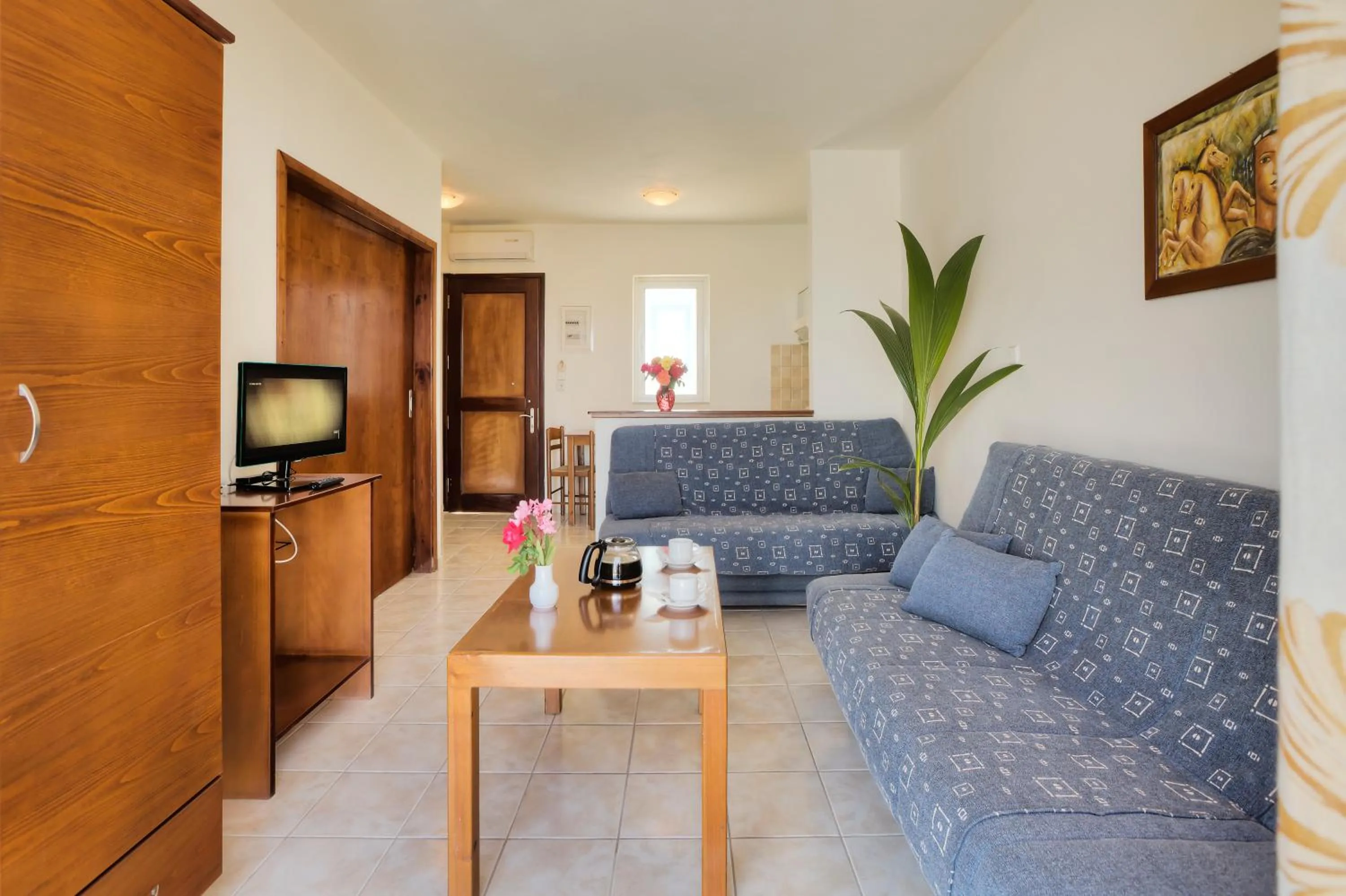 TV and multimedia in Corali Hotel