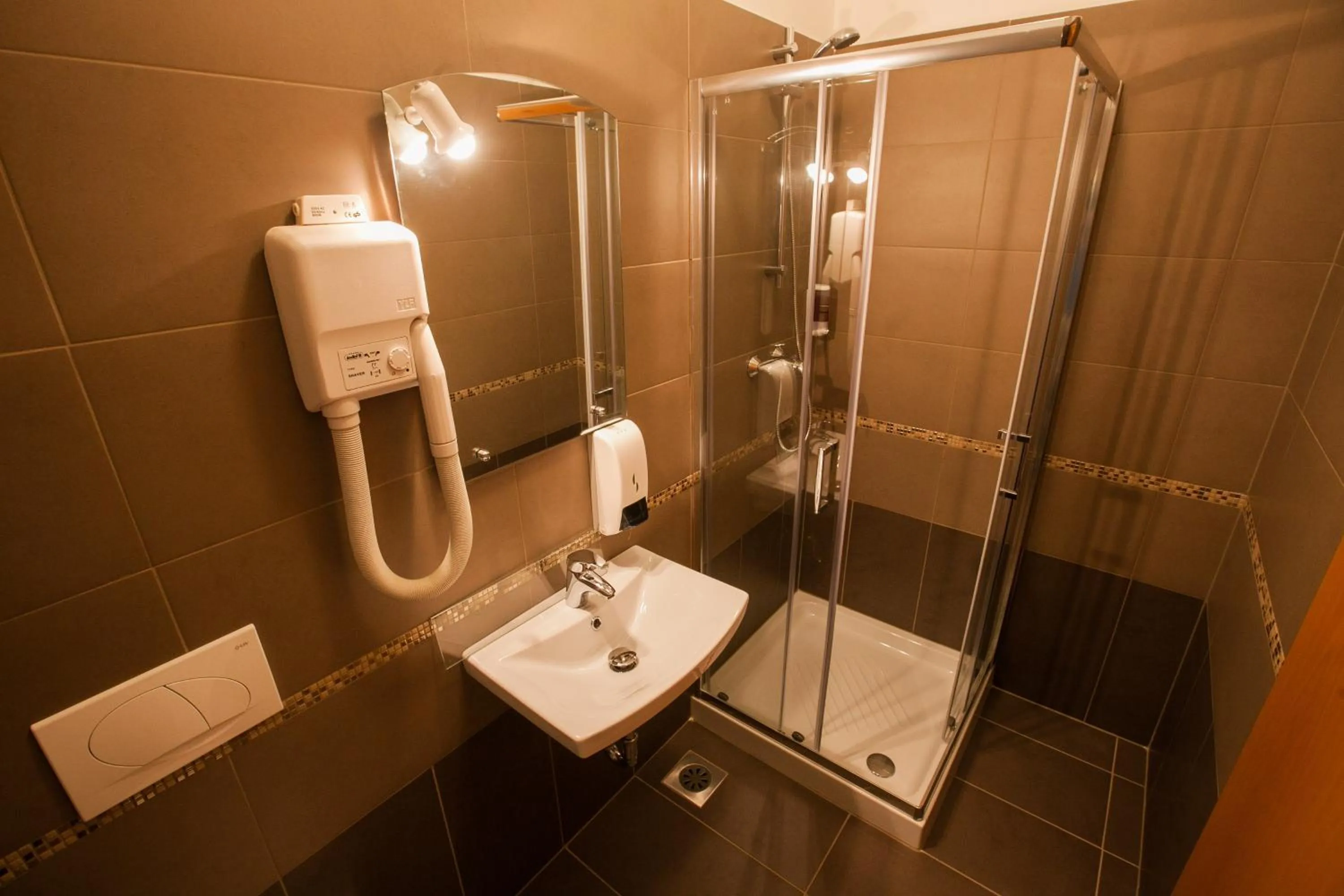 Shower in ECO Hotel Center Postojna