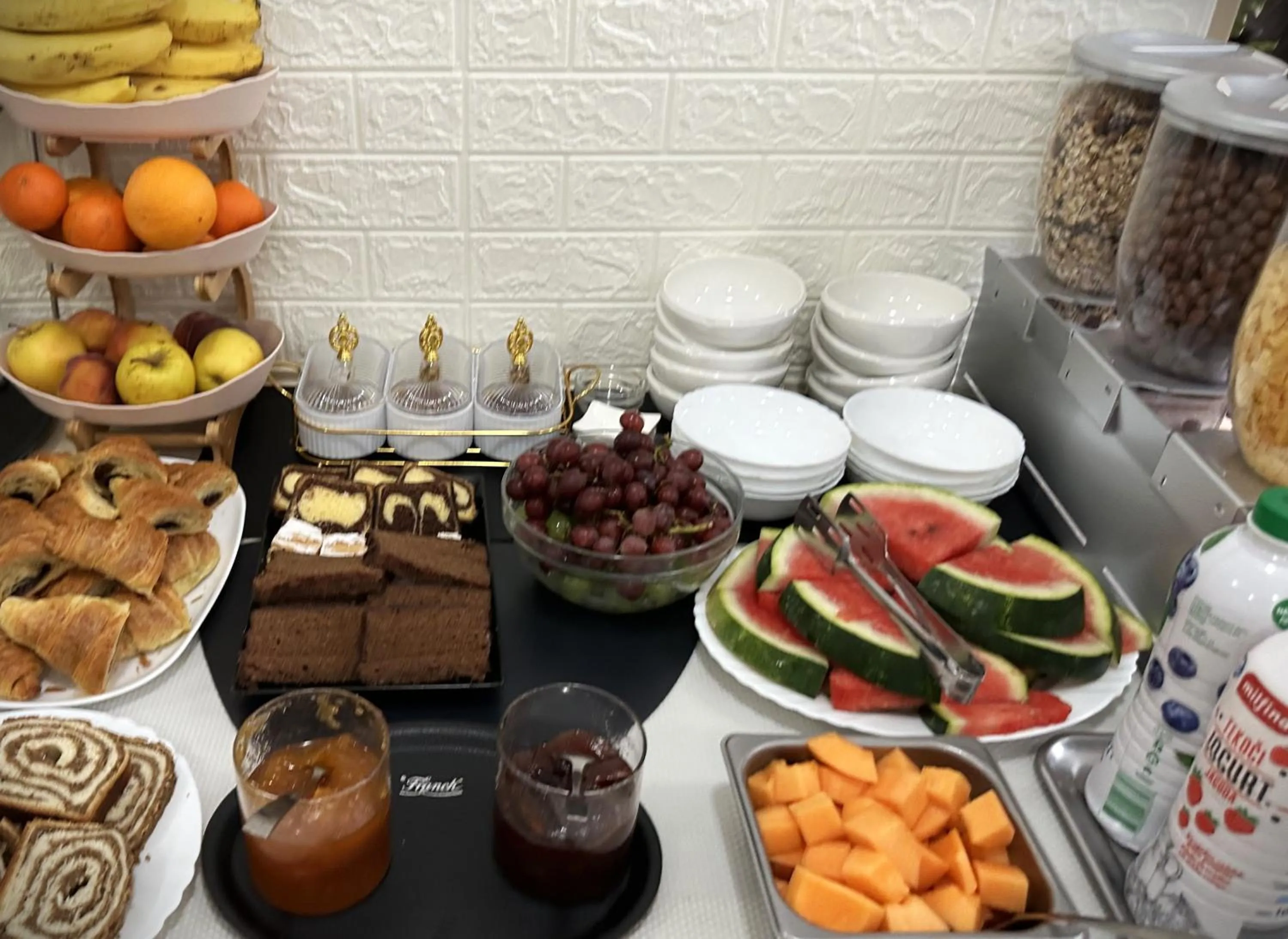 Breakfast in Garni Hotel Keltika