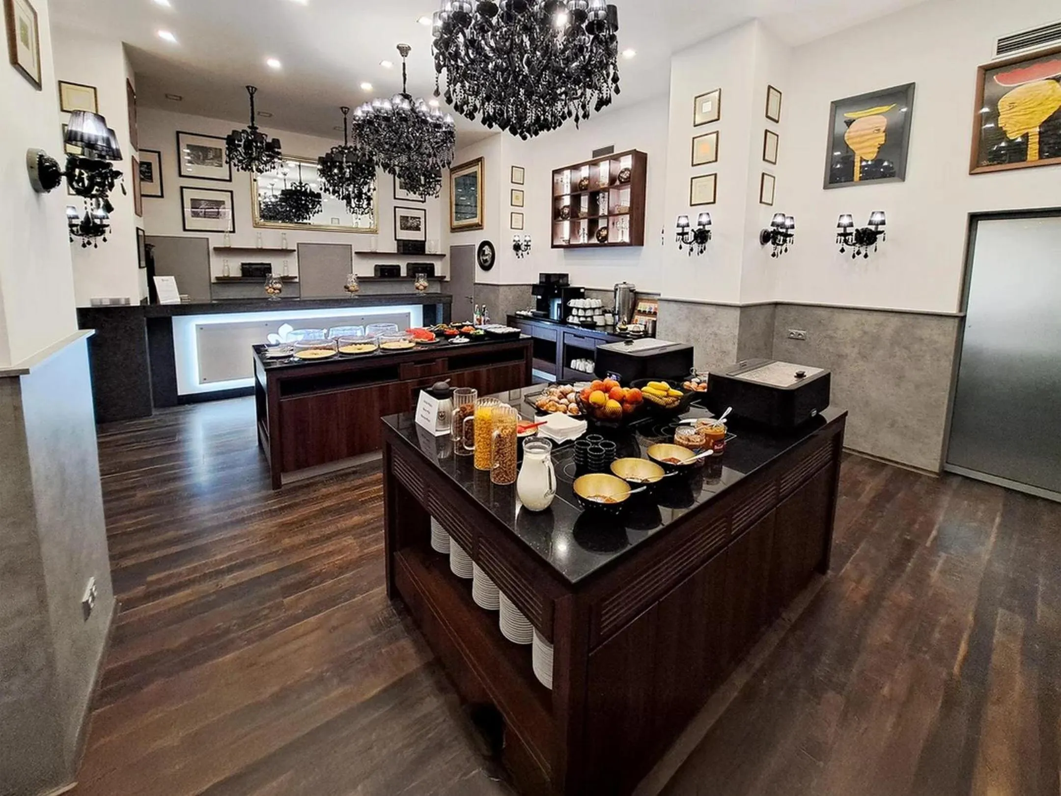 Buffet breakfast in Hotel Marttel