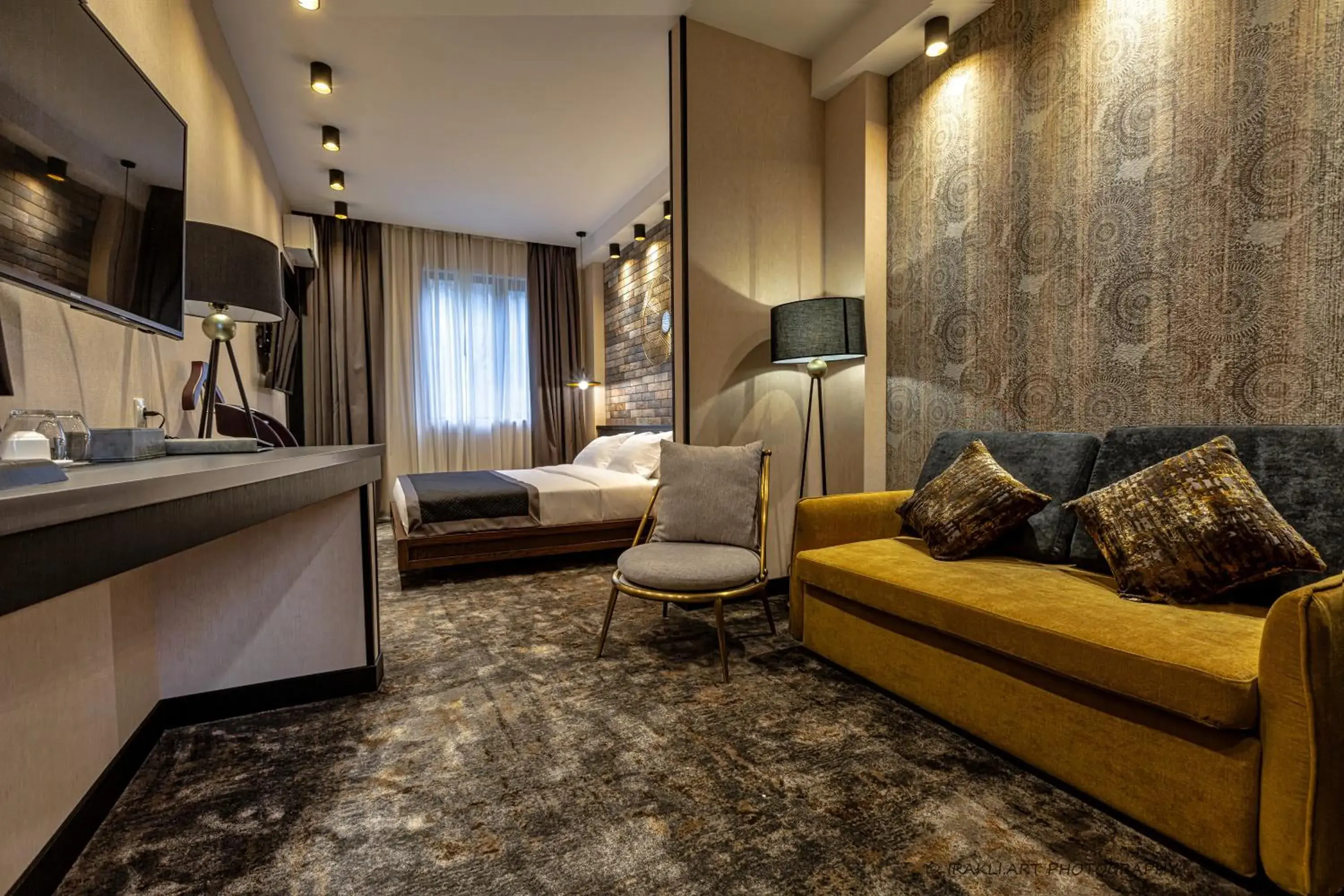 Standard Double Room with Sofa Bed in Hotel Adamo Standard Double Room with Sofa Bed in Hotel Adamo