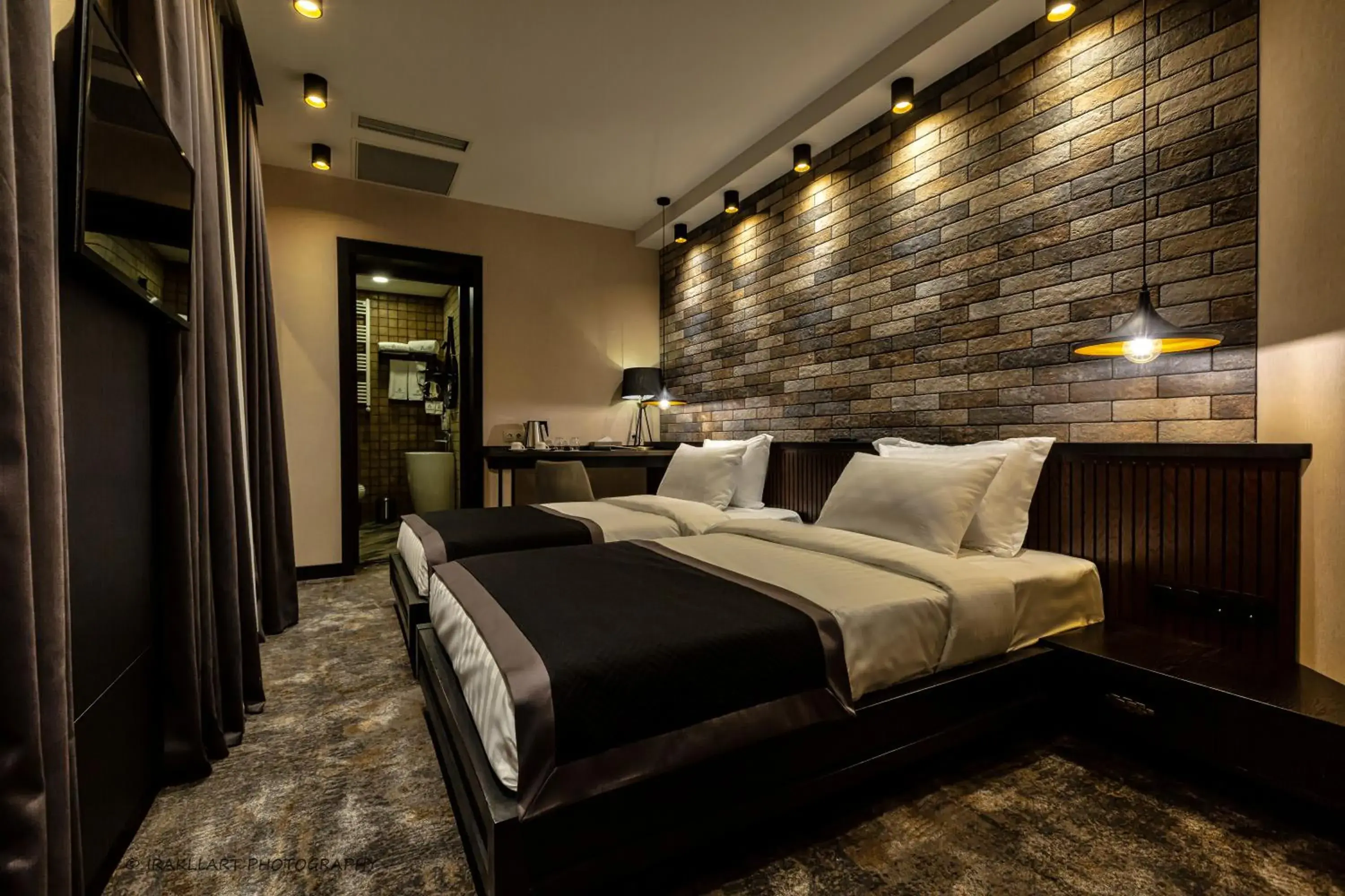 Twin Room with Balcony in Hotel Adamo Twin Room with Balcony in Hotel Adamo