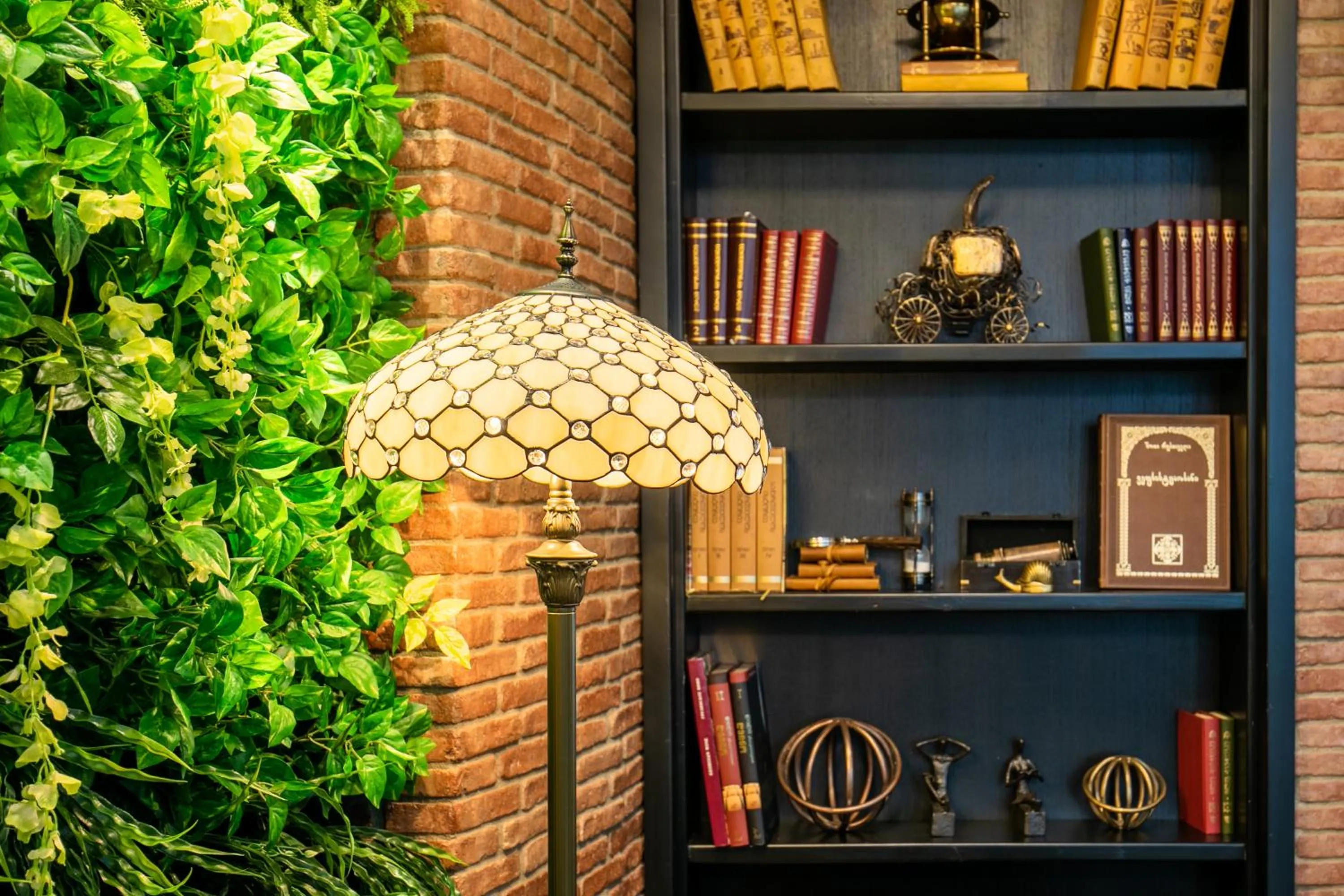 Seating area in Hotel Adamo