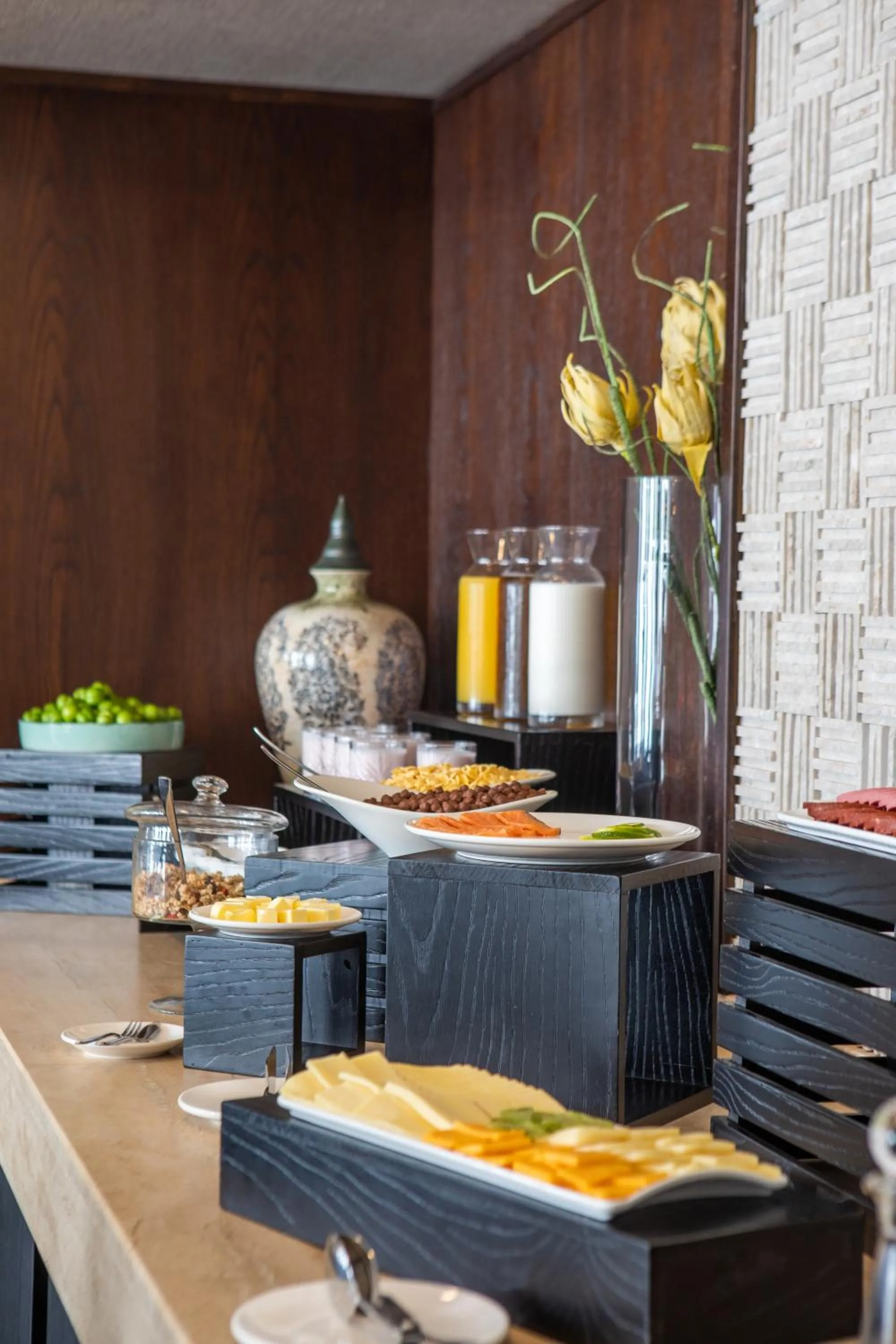 Breakfast in Hotel Adamo