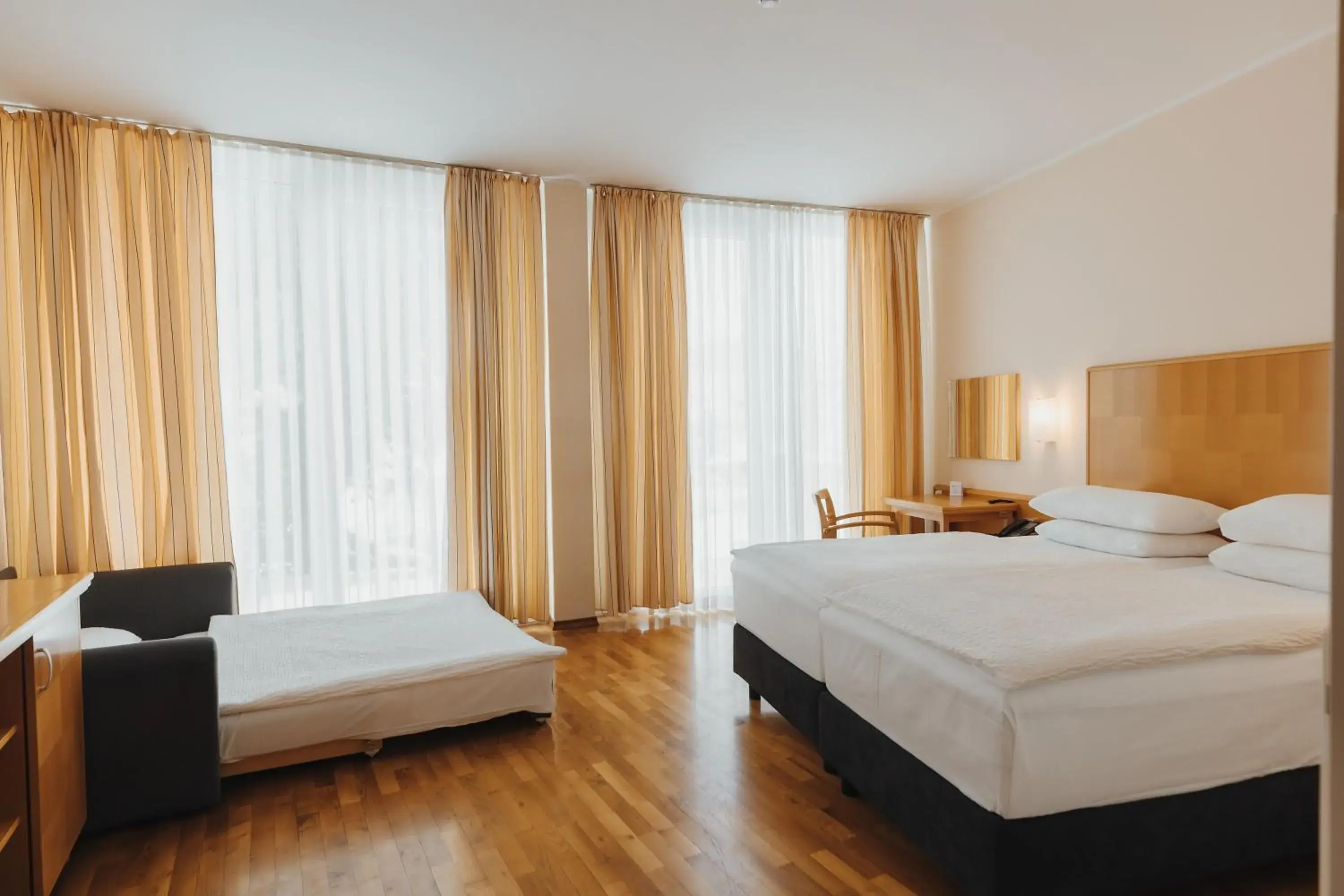 Room with One King Bed Or Two Twin Beds - Non-Smoking in Ramada Hotel & Suites Kranjska Gora Room with One King Bed Or Two Twin Beds - Non-Smoking in Ramada Hotel & Suites Kranjska Gora