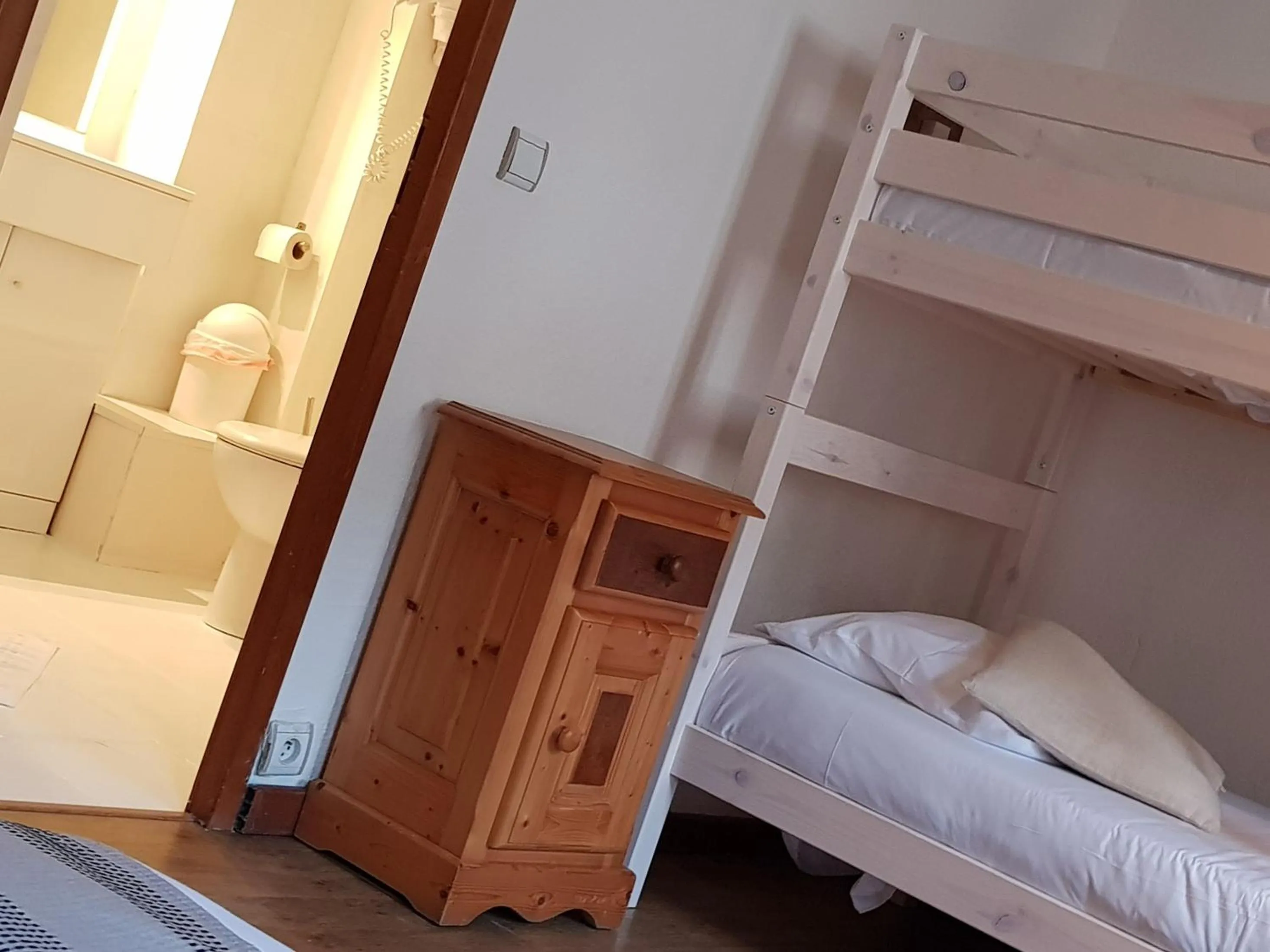 bunk bed, Bed in Savoy Hotel & Restaurant