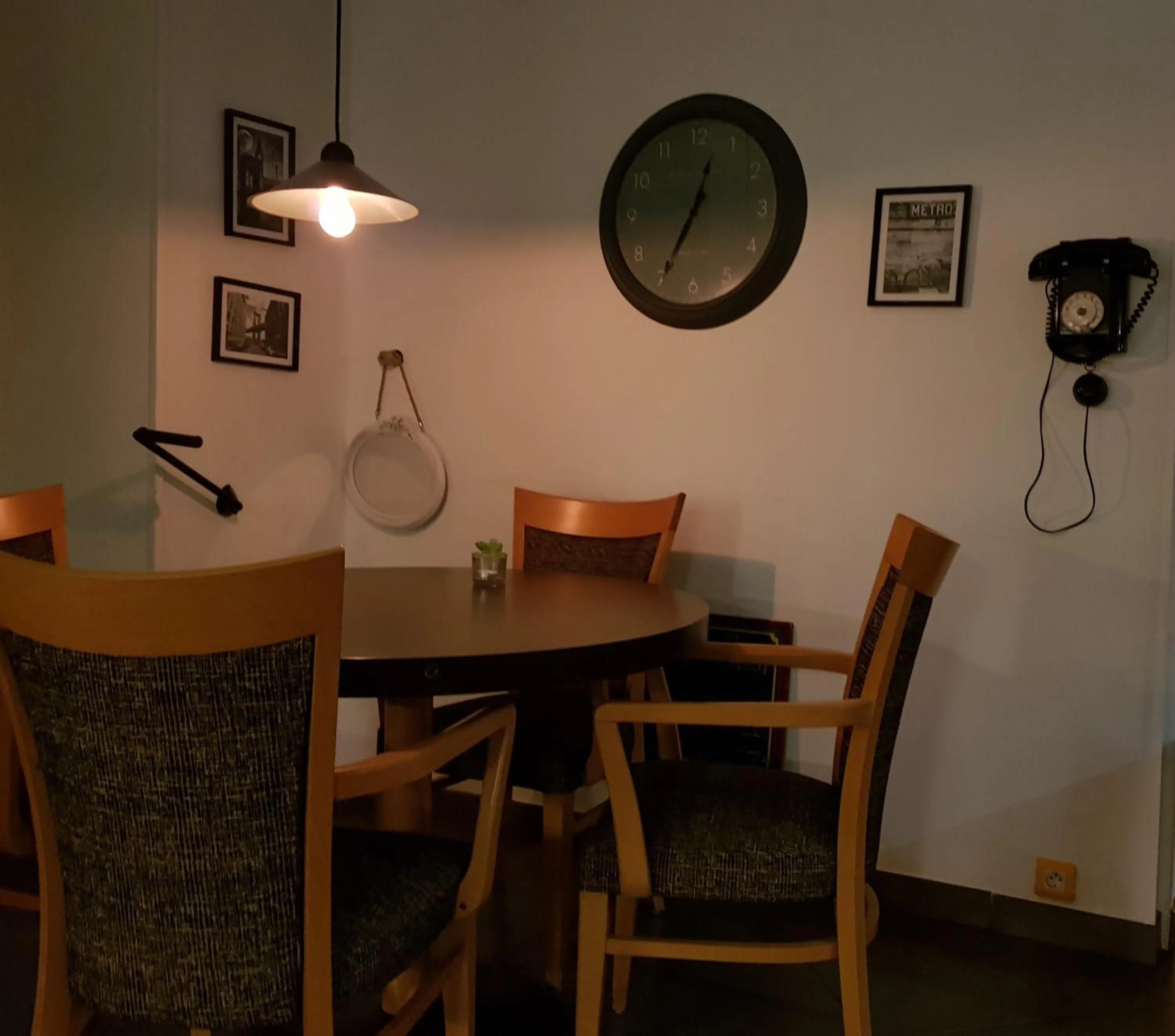 Dining area in Savoy Hotel & Restaurant