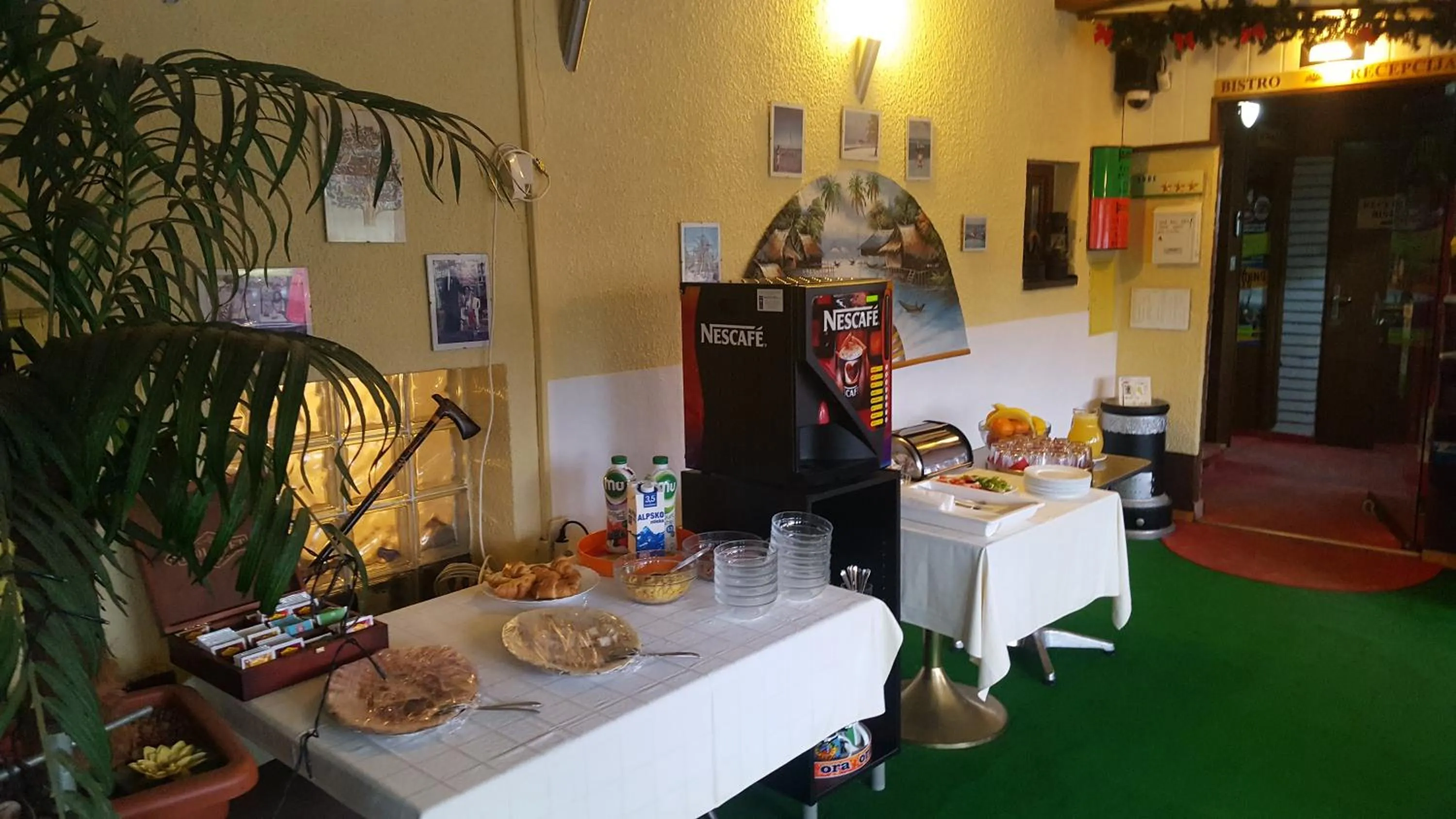 Buffet breakfast in Pri Ancki B&B Ljubljana suburbs