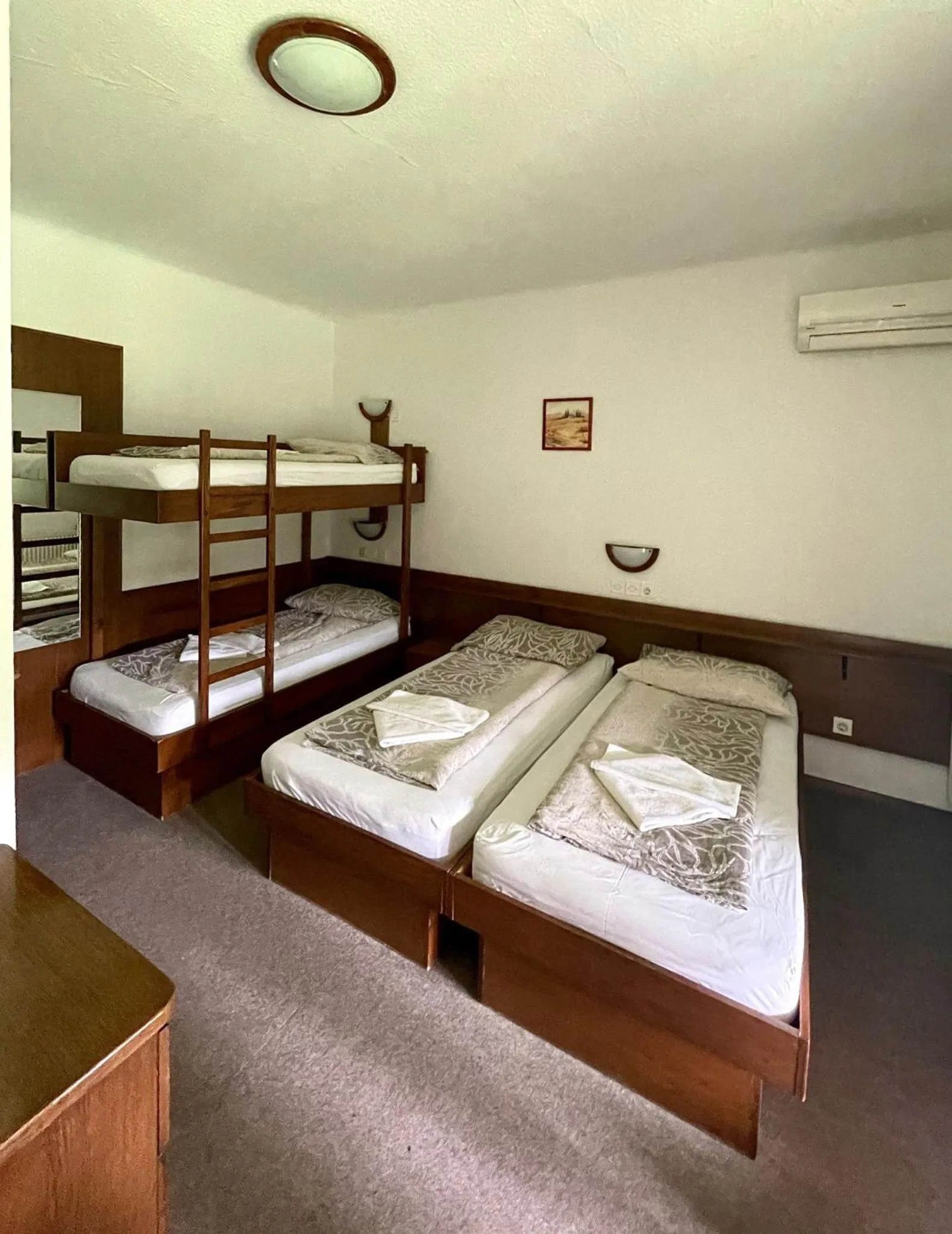 Photo of the whole room, Bed in Pri Ancki B&B Ljubljana suburbs