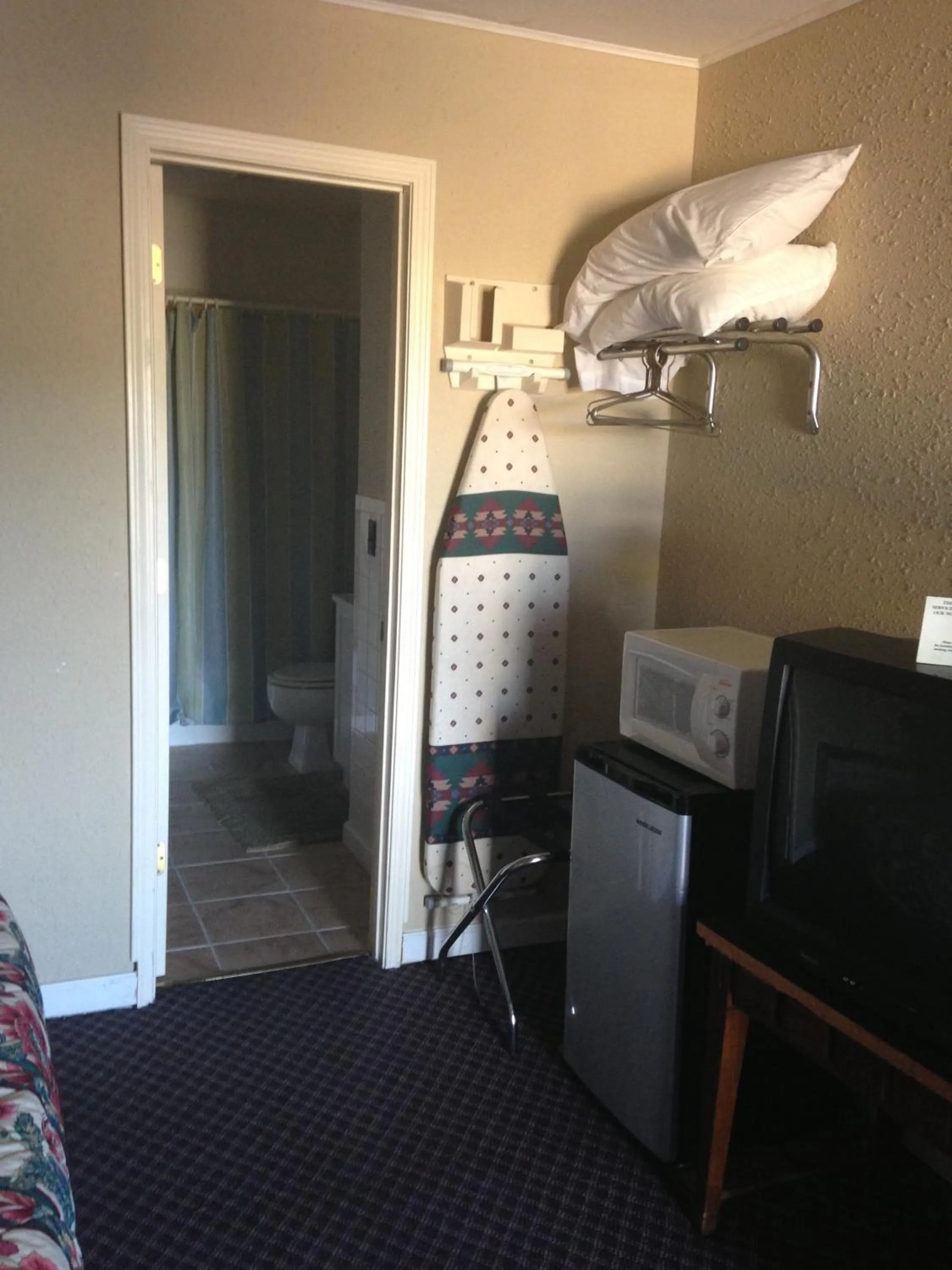 Decorative detail in Rustic Motel Rolla