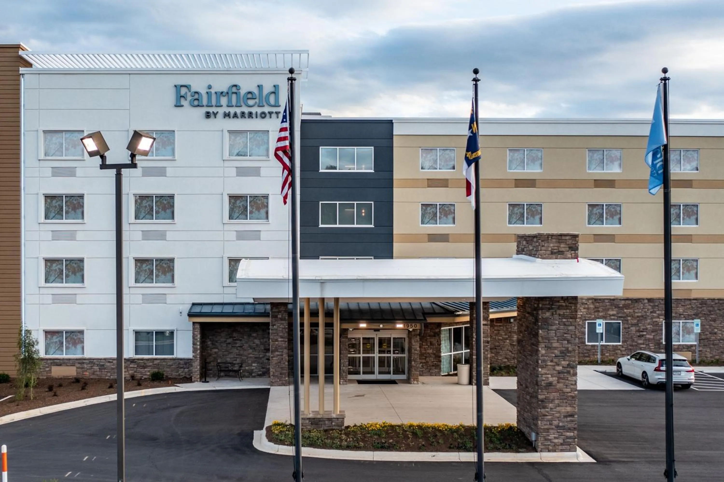 Property building in Fairfield Inn & Suites by Marriott Hickory