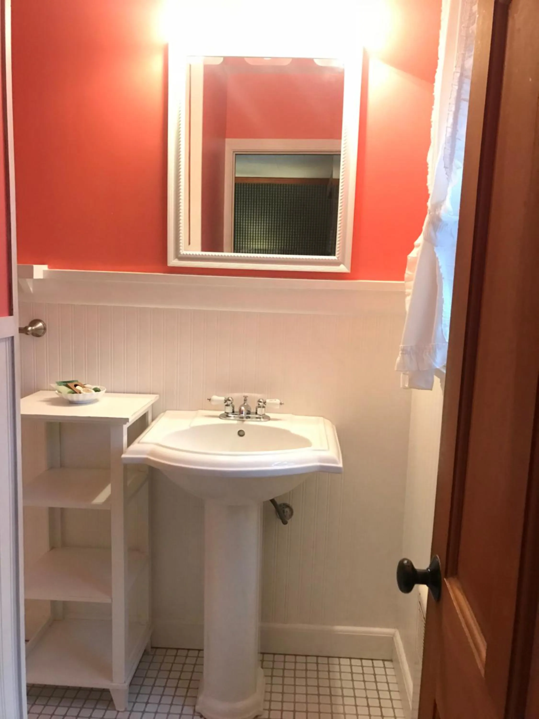 Bathroom in The 1896 House Country Inn - Brookside & Pondside