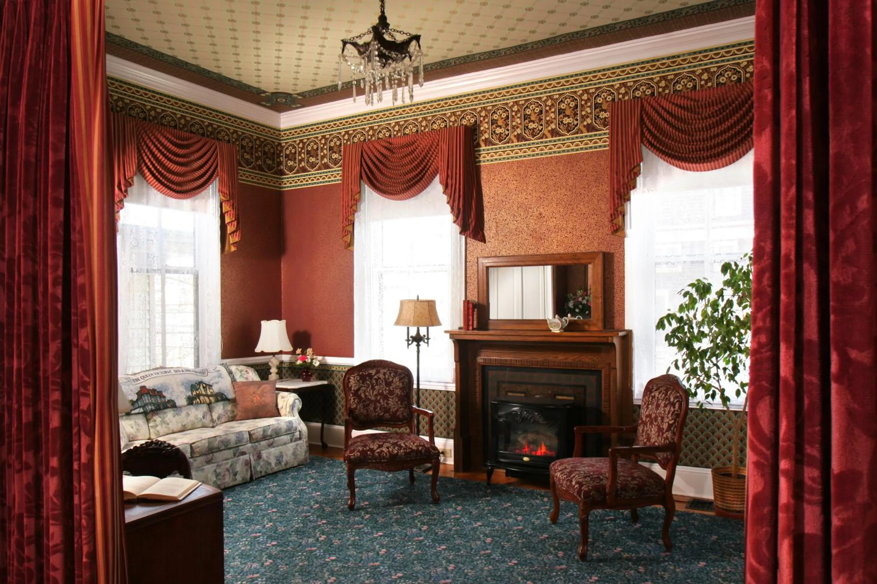 Living room in The Queen Victoria
