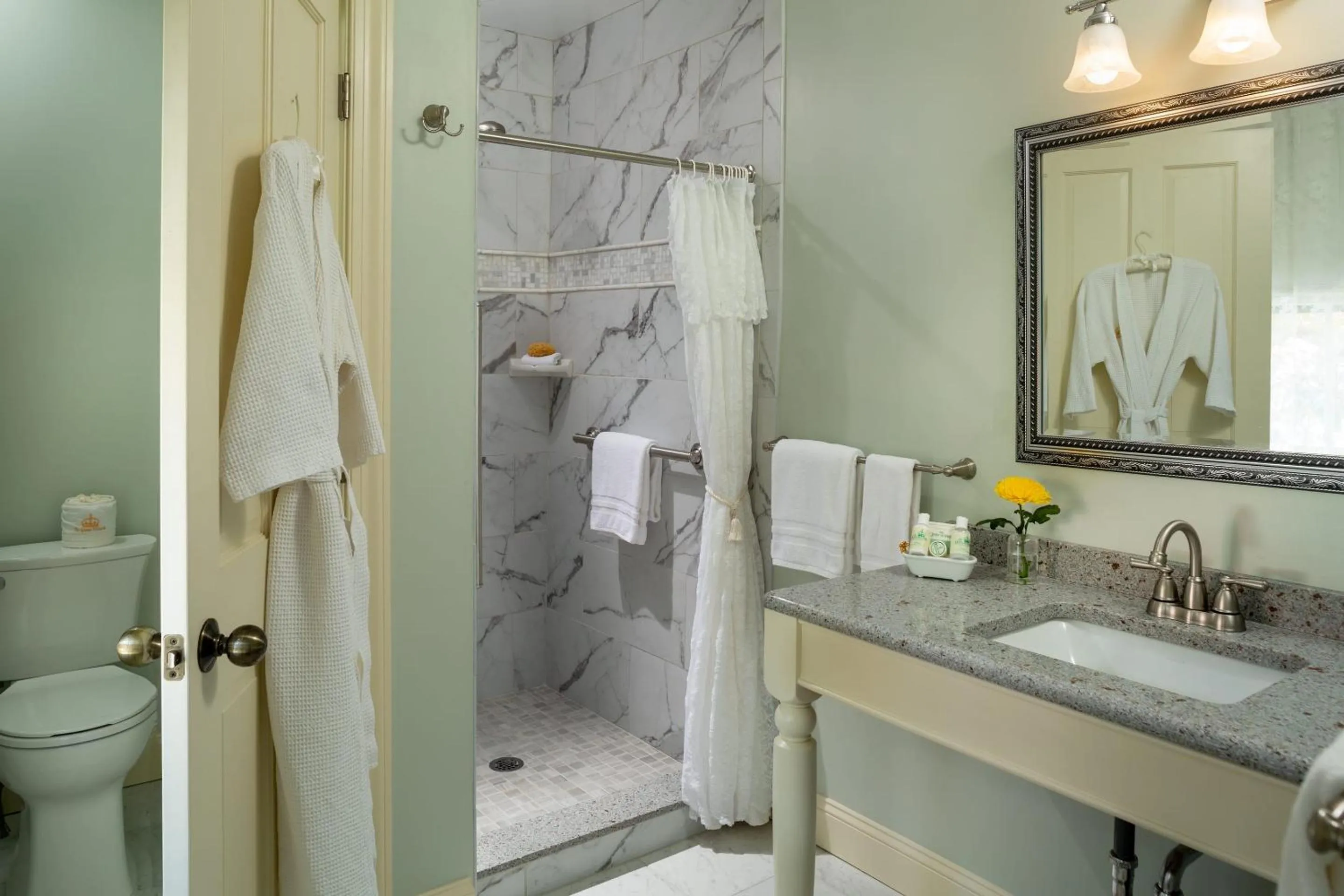 Property building in The Queen Victoria