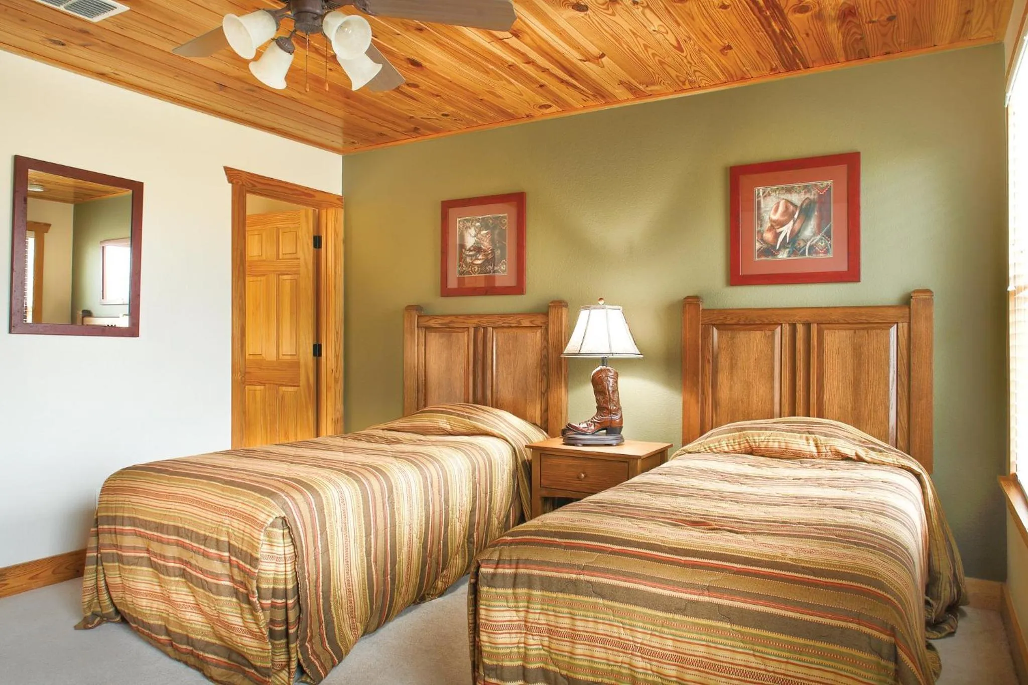 Bedroom, Bed in WorldMark New Braunfels