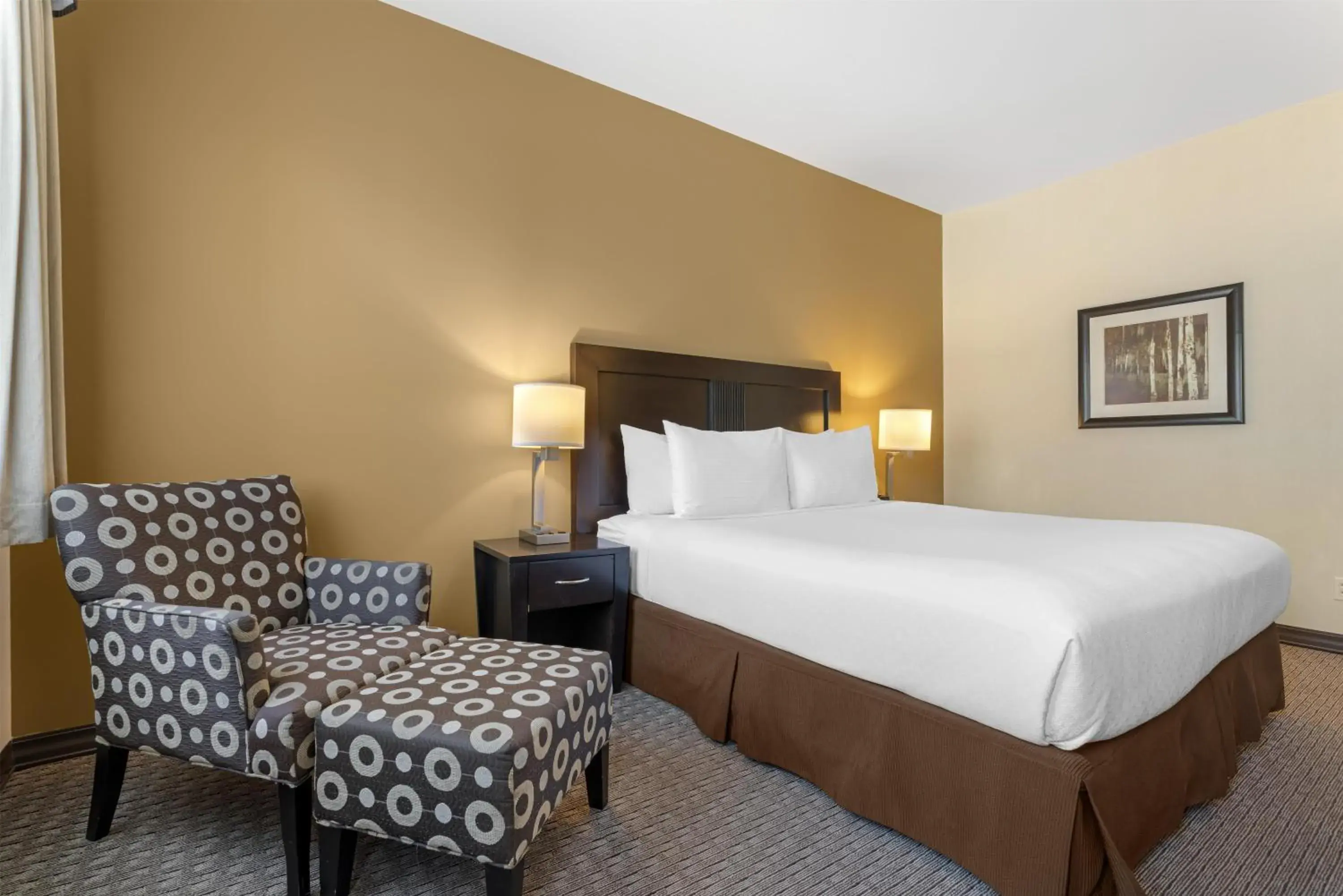 King Room - Non Smoking in Best Western Plus Baker Street Inn King Room - Non Smoking in Best Western Plus Baker Street Inn