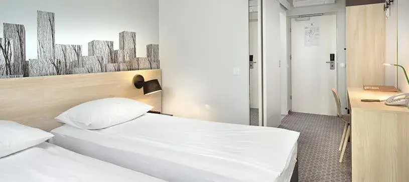 Twin Room in B&B Hotel Ljubljana Park Twin Room in B&B Hotel Ljubljana Park