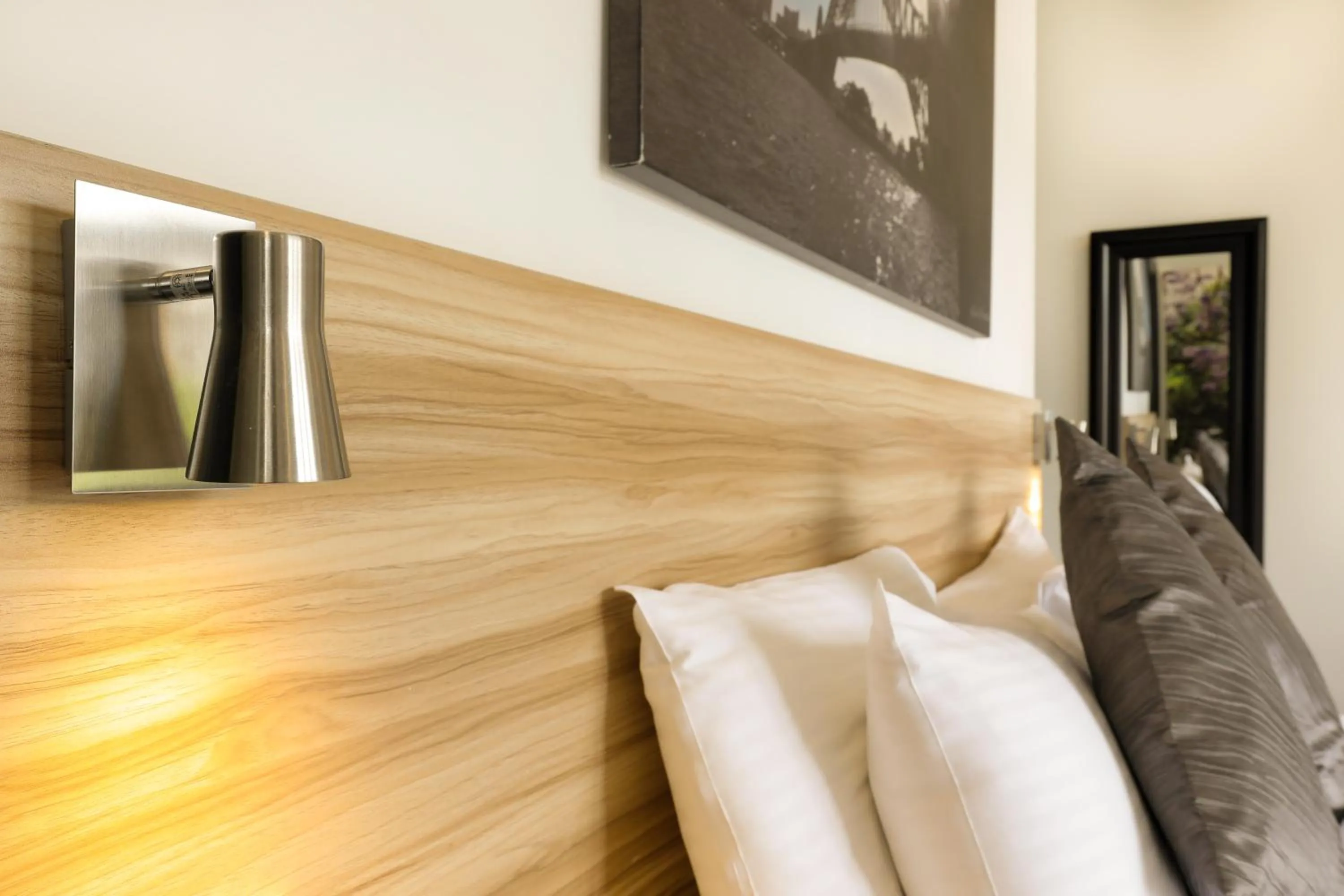 Decorative detail in Glenferrie Lodge