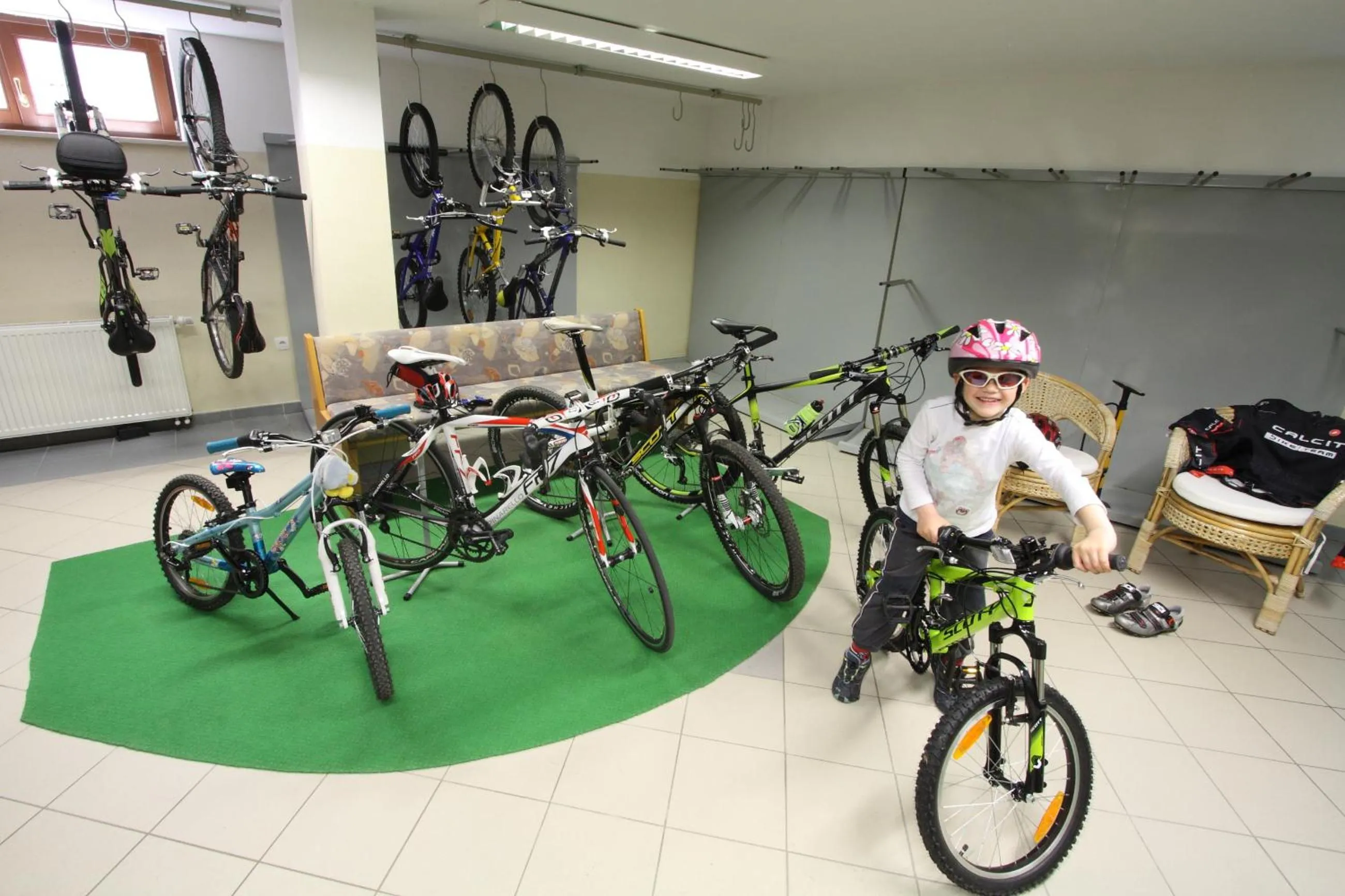 People in Garni Hotel Miklič