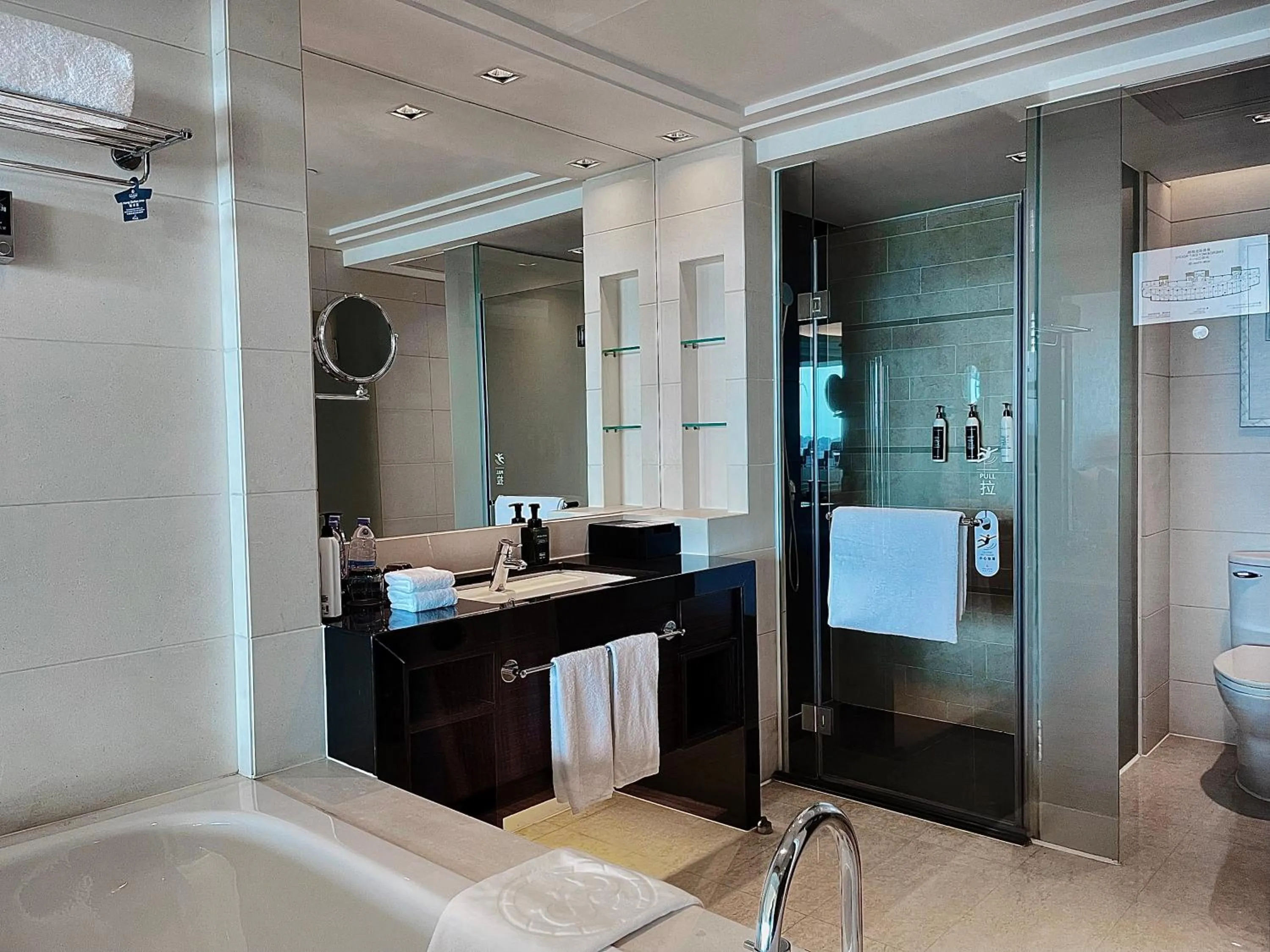 Bathroom in Swiss Grand Xiamen