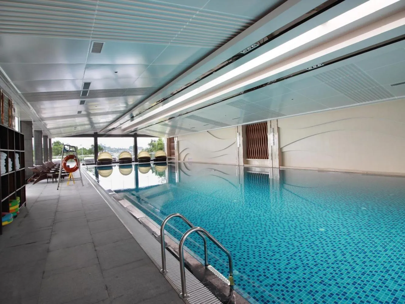 Swimming pool in Swiss Grand Xiamen